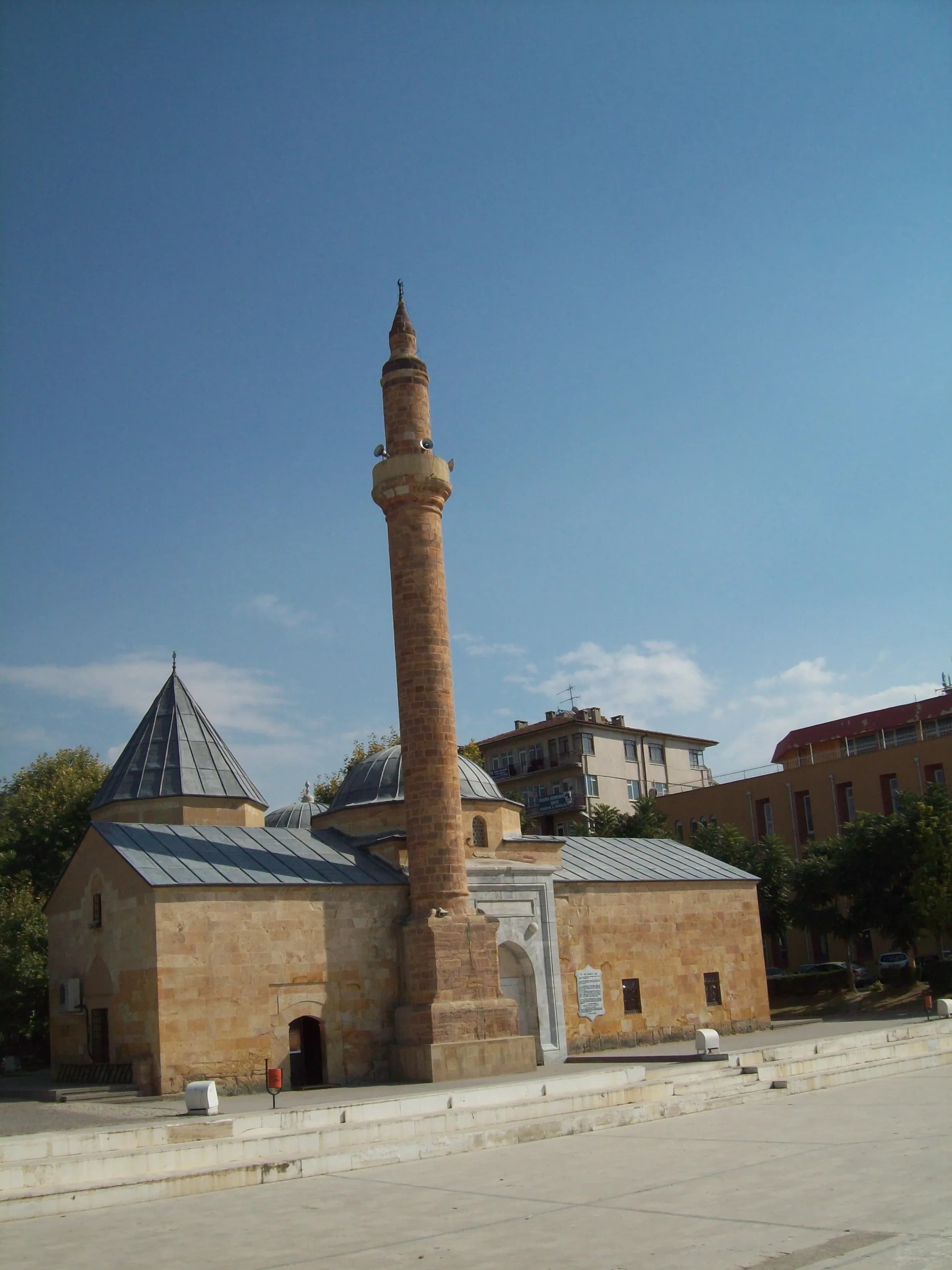 Ahi Evran Camii ve Türbesi
