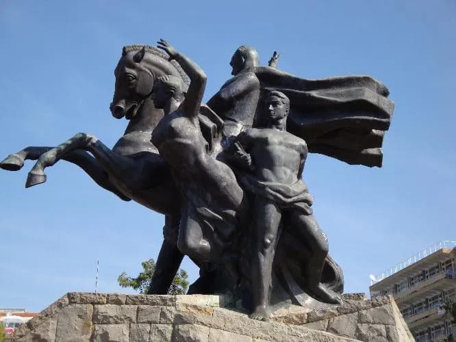 Antalya Ulusal Yükseliş Anıtı