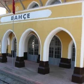 Bahçe Tren İstasyonu