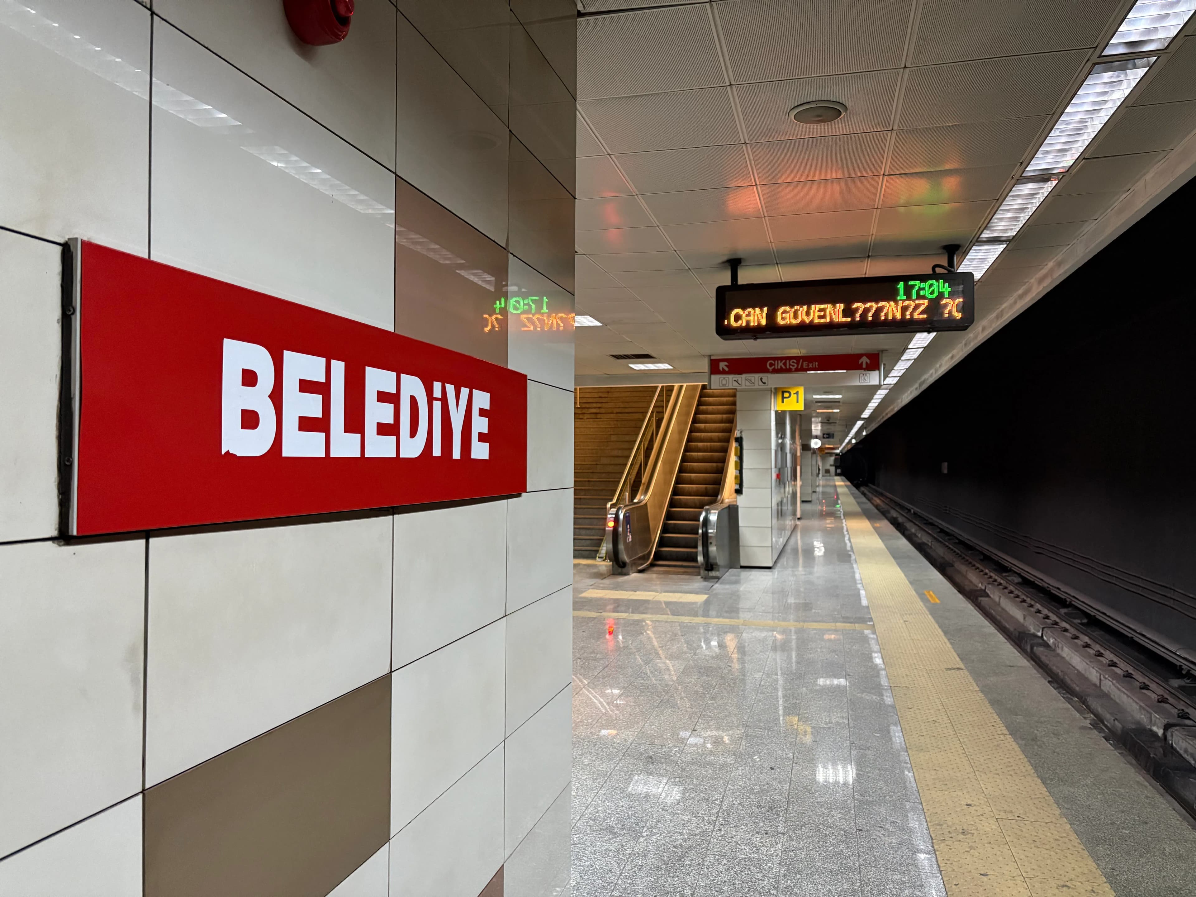 Belediye Metro İstasyonu