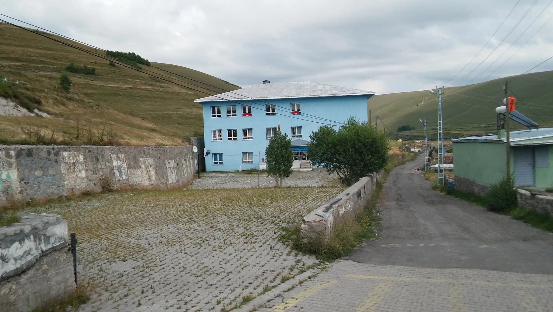 Burmadere (Sorsi) Kalesi ve Kilisesi