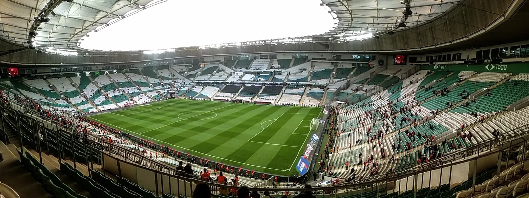 Bursa Büyükşehir Belediye Stadyumu