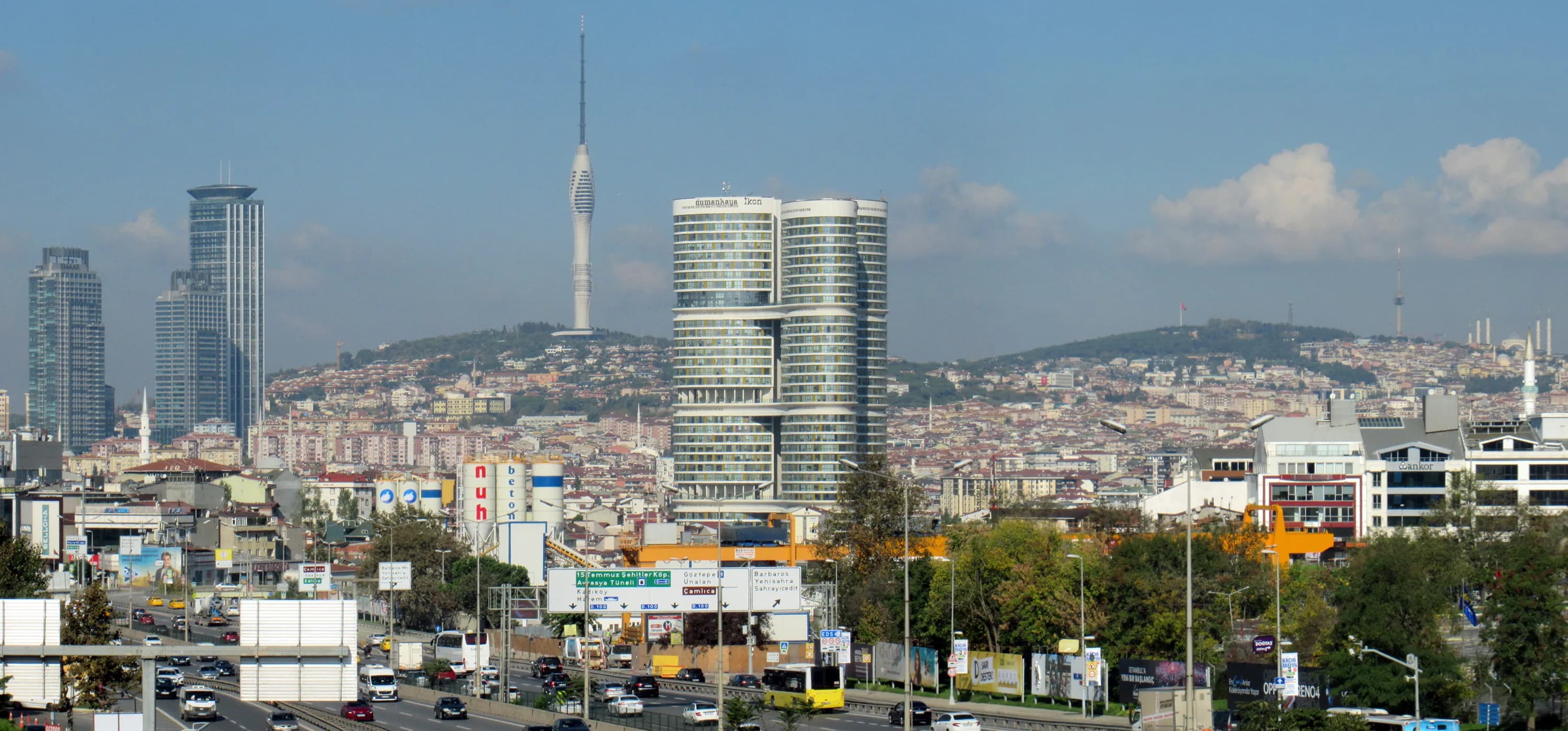 Büyük Çamlıca Tepesi