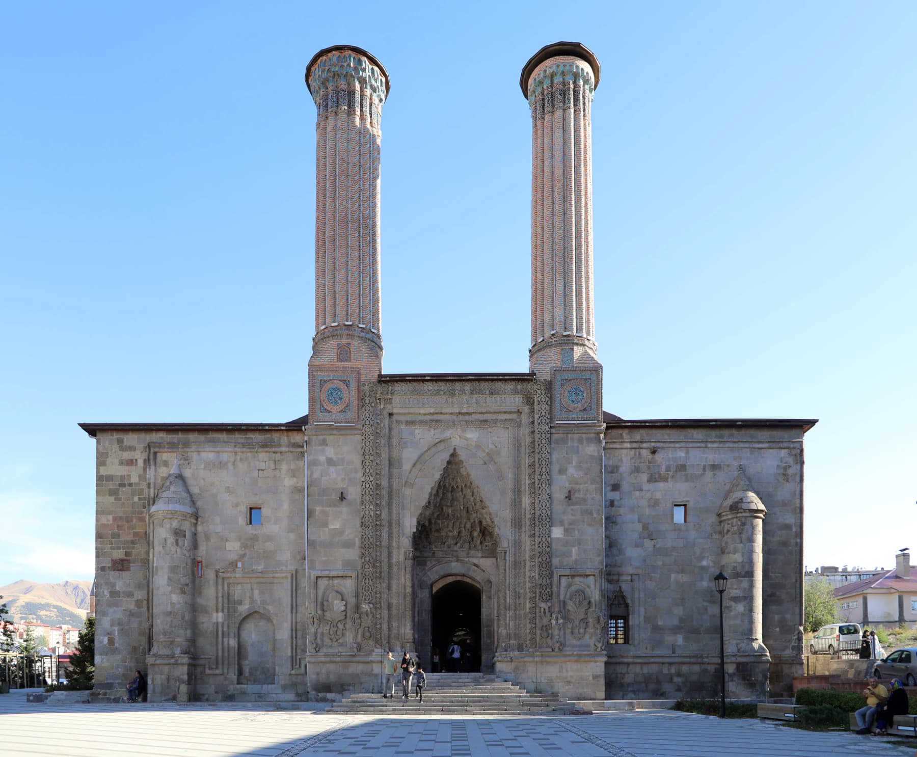 Çifte Minareli Medrese (Hatuniye Medresesi)