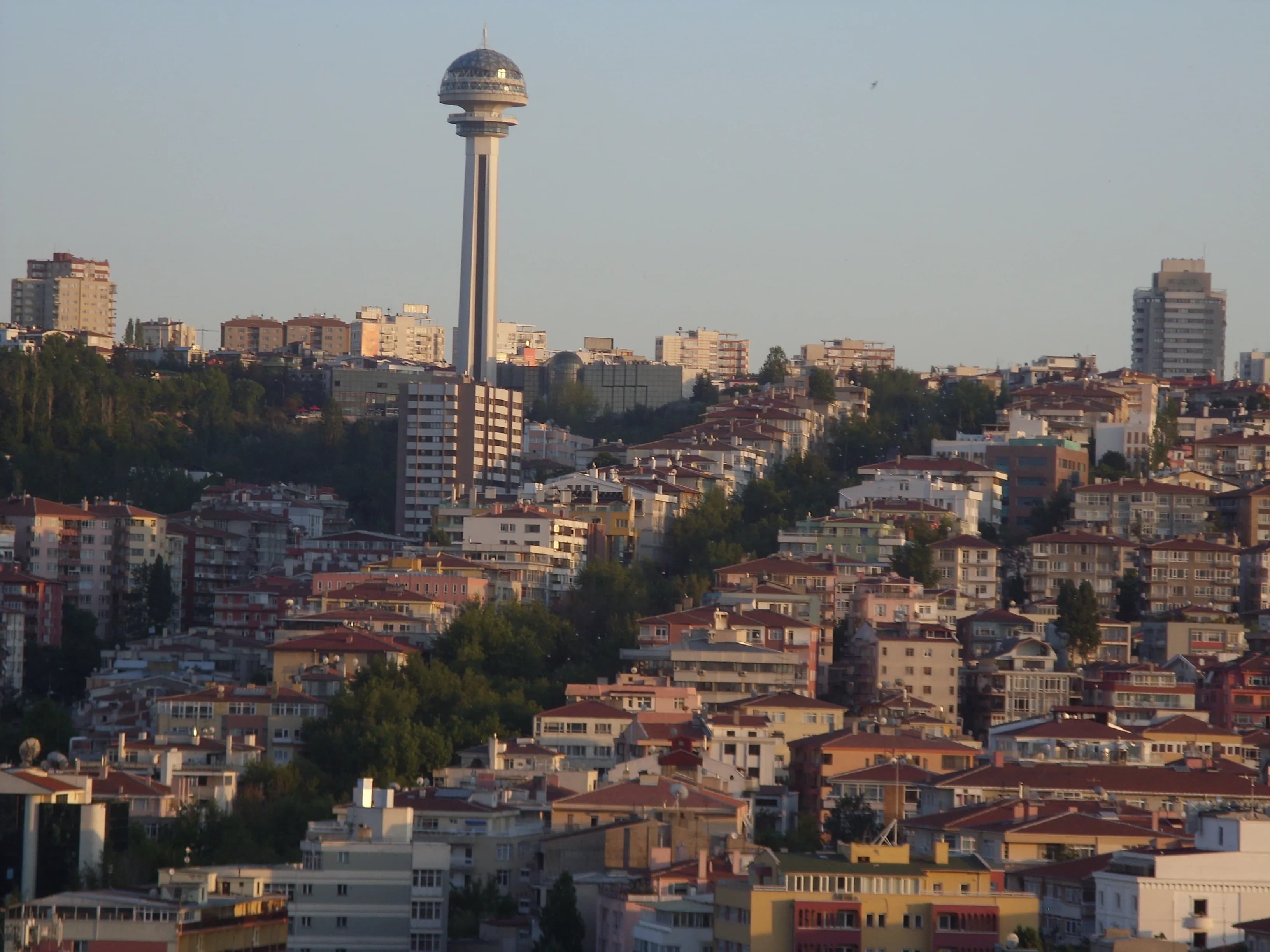 Cinnah Caddesi