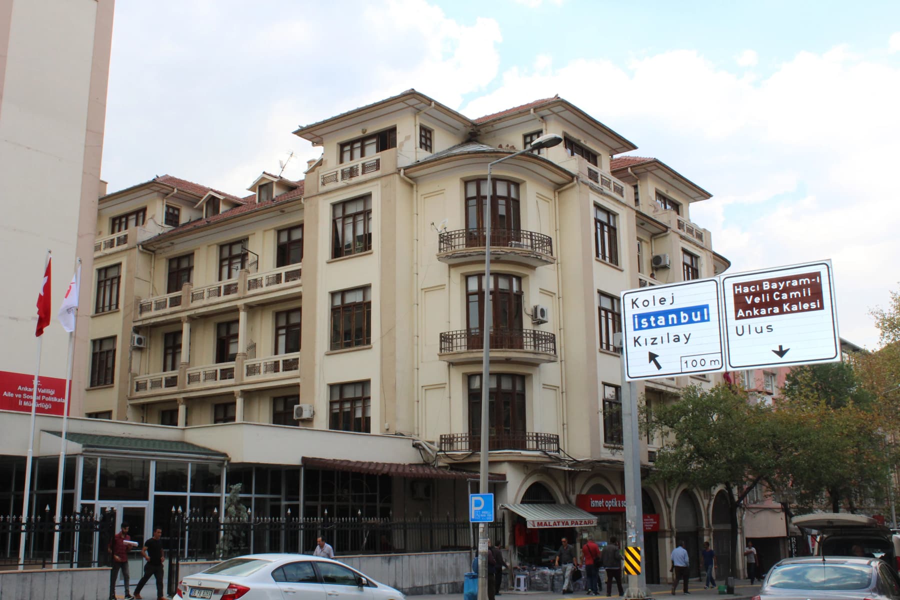 Çocuk Sarayı Apartmanı
