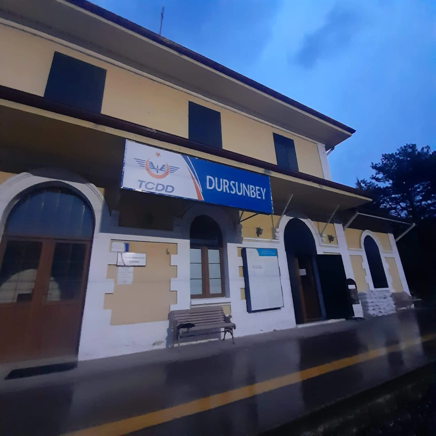 Dursunbey Tren İstasyonu