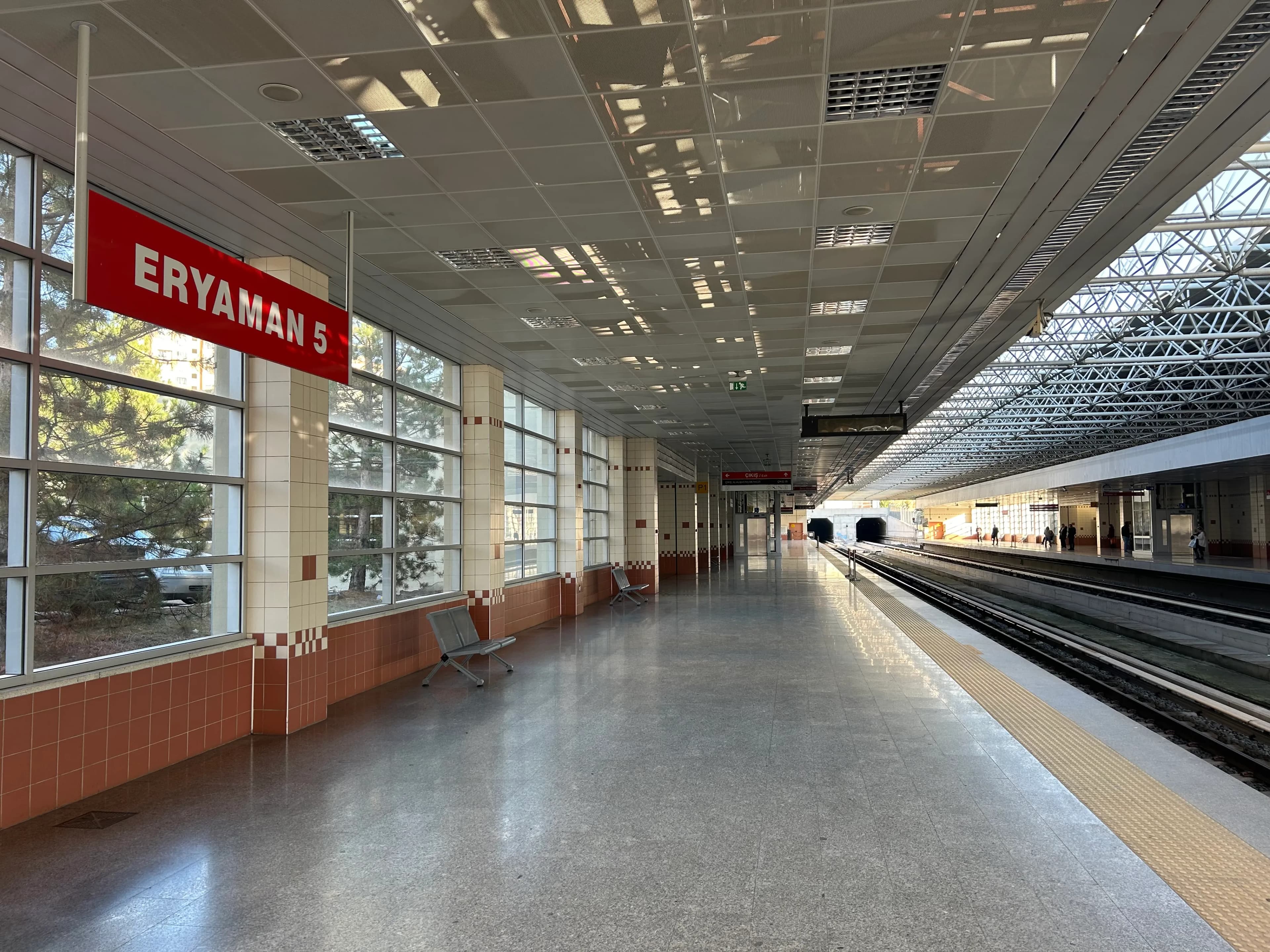 Eryaman 5 Metro İstasyonu