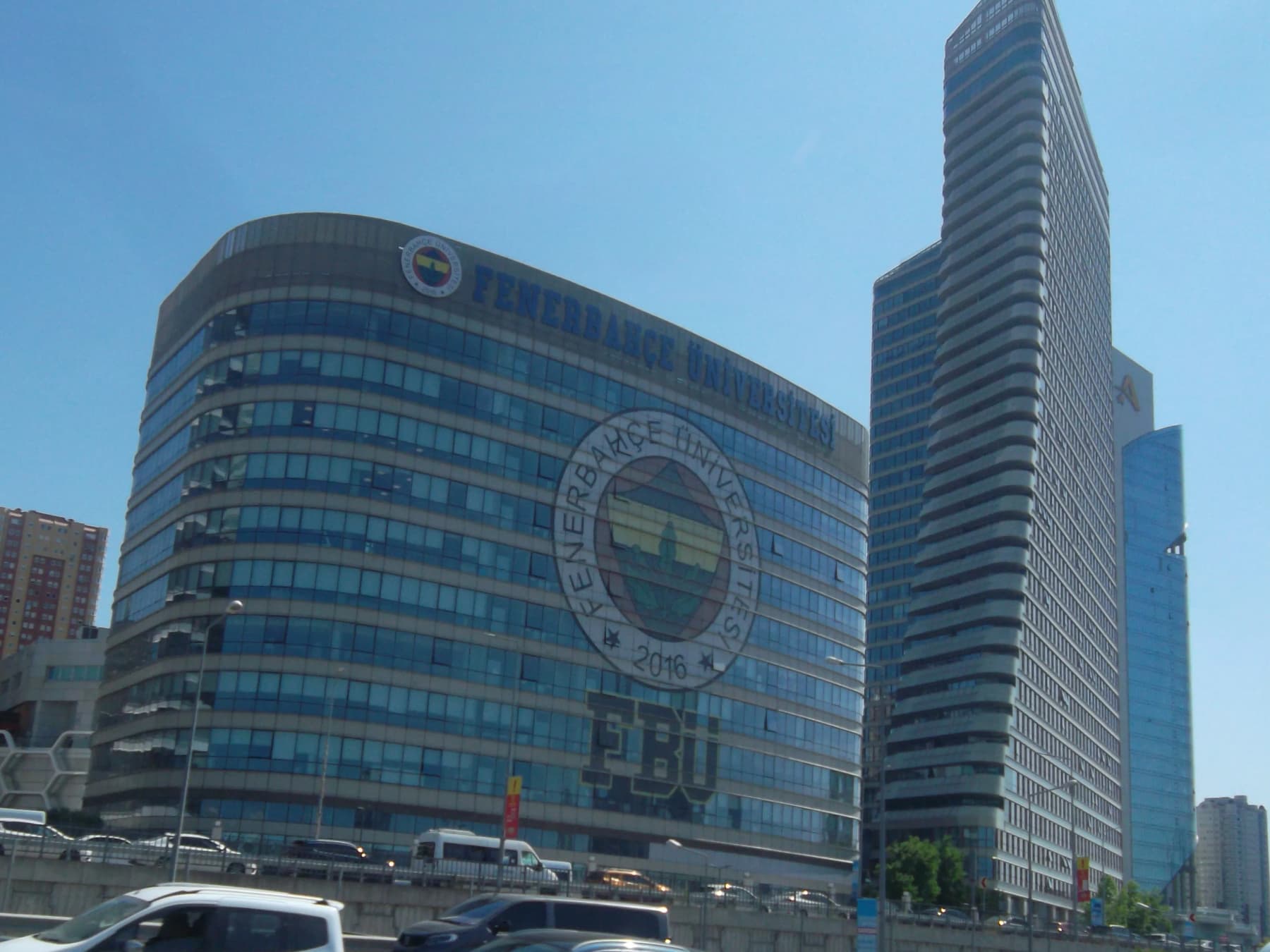 Fenerbahçe Üniversitesi
