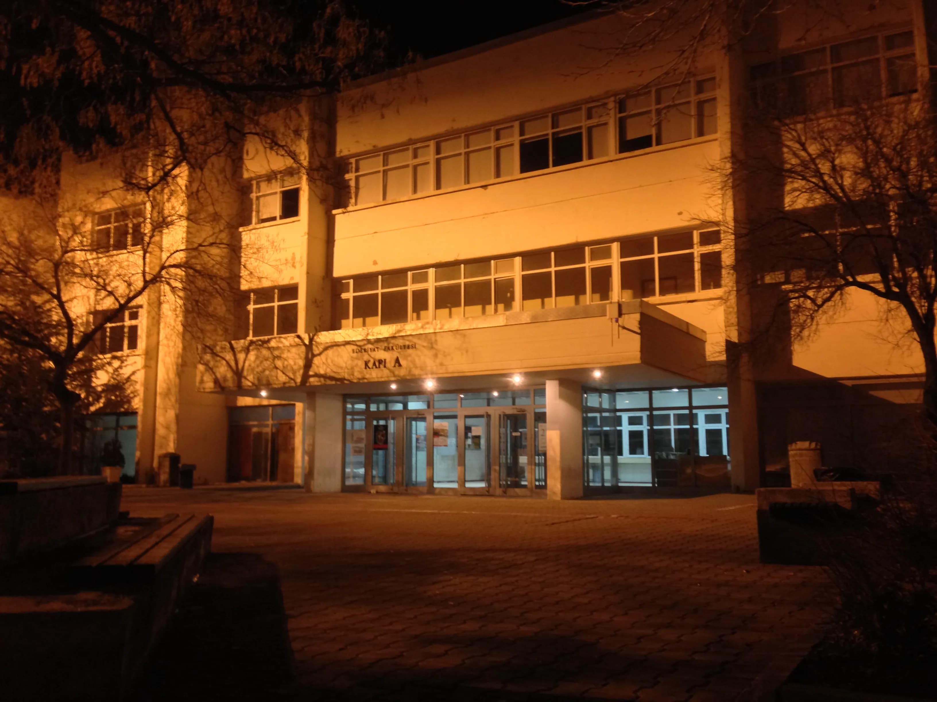 Hacettepe Üniversitesi Edebiyat Fakültesi