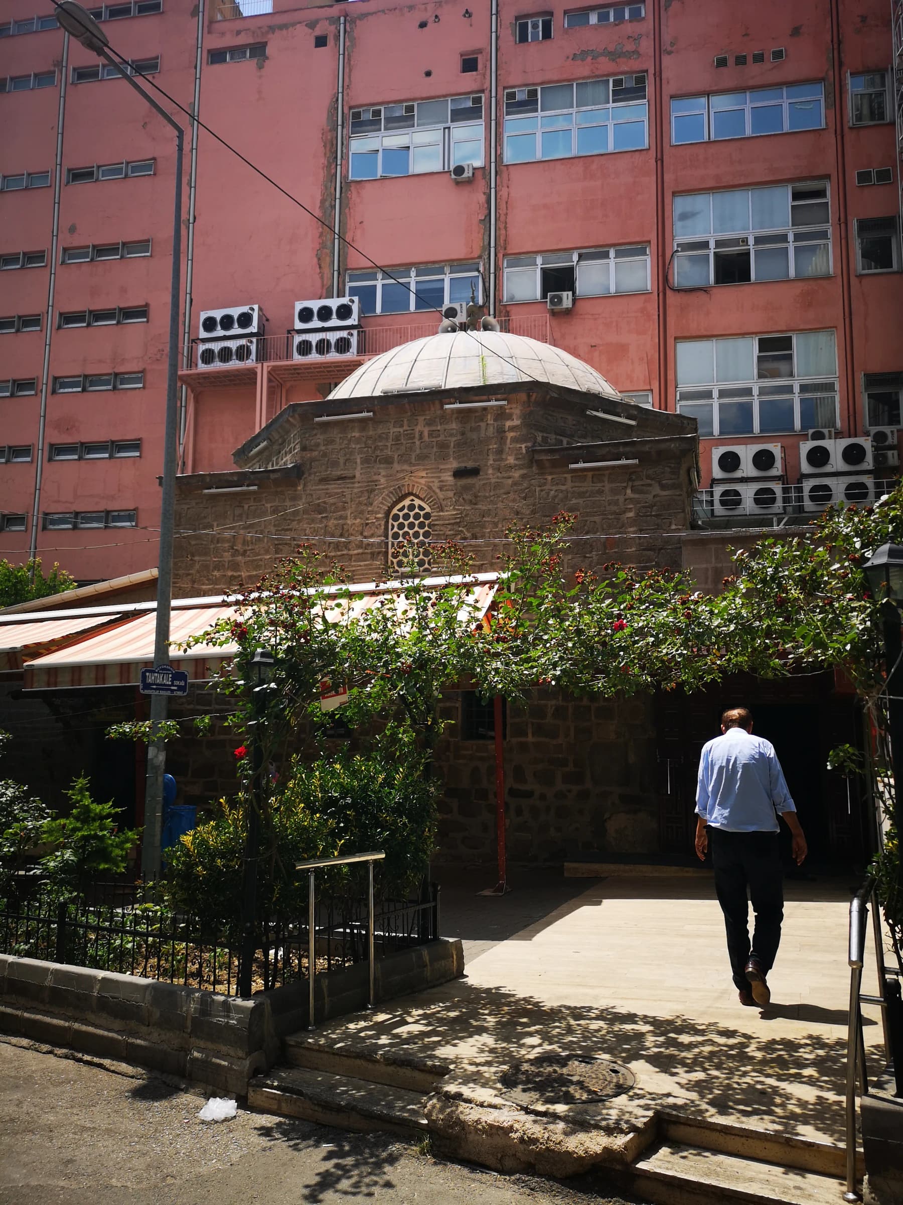 Hallaç Mahmut Cami