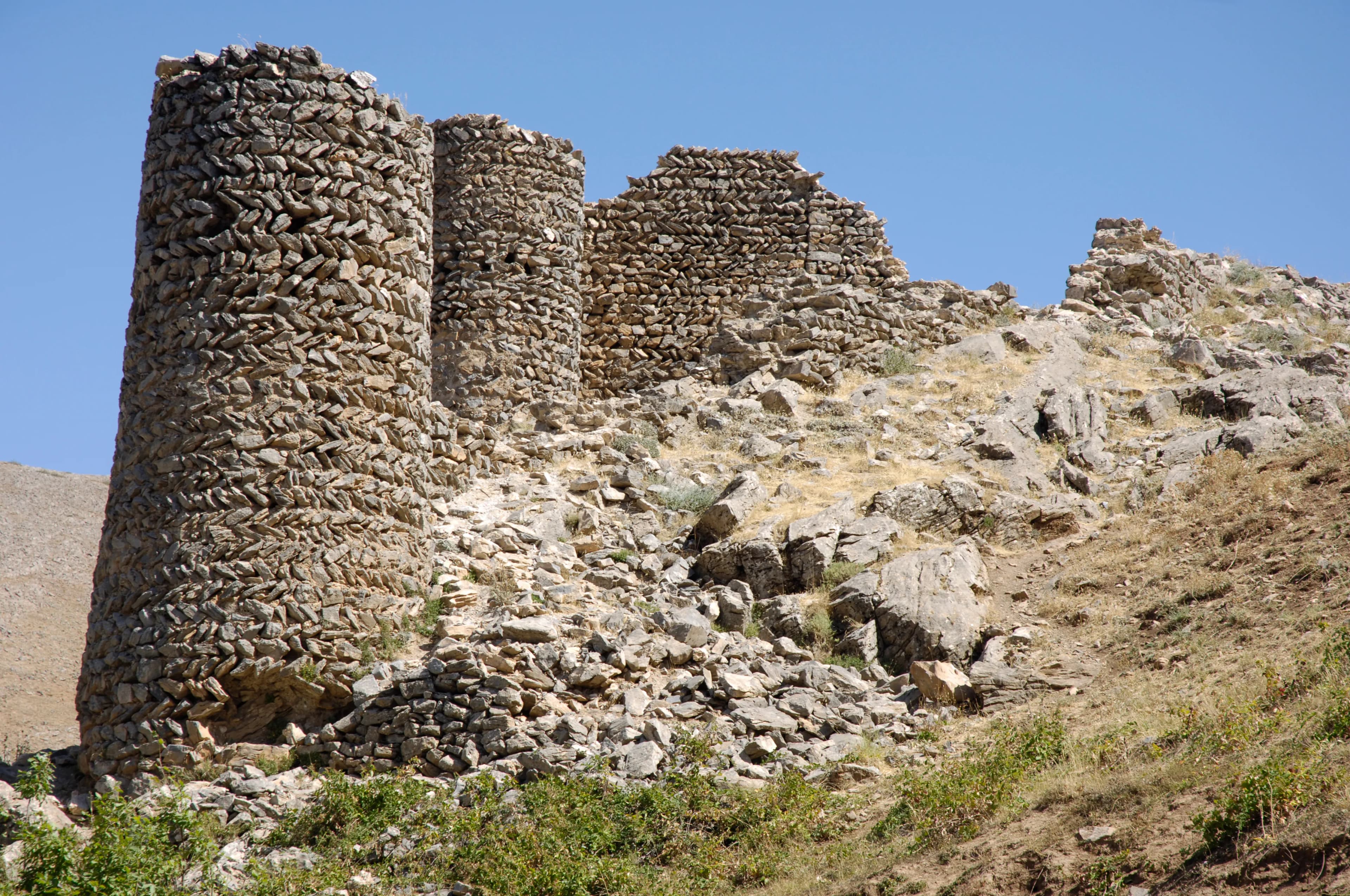 Haspet Kalesi (Donatım Köyü)