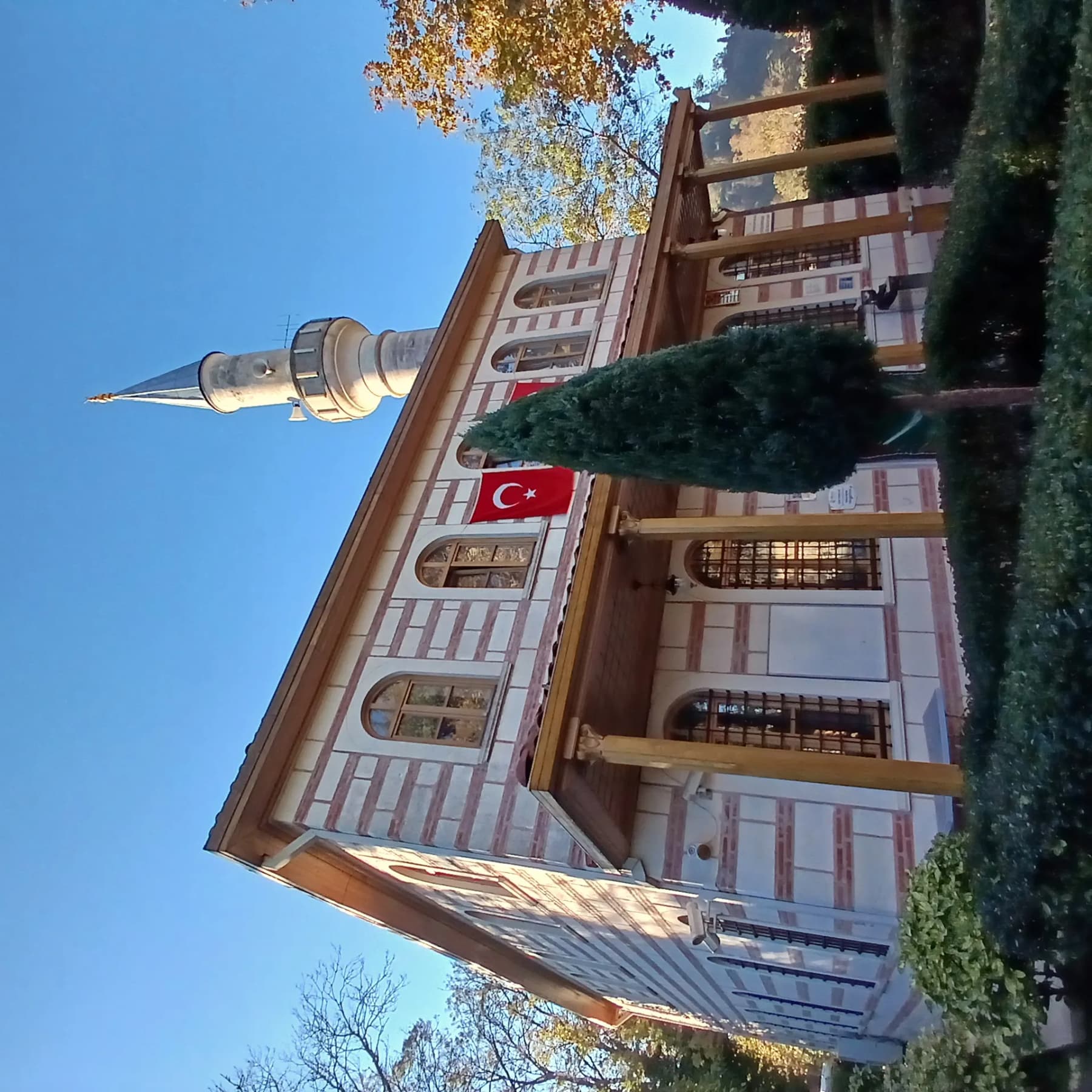 Mihrişah Valide Sultan Camii
