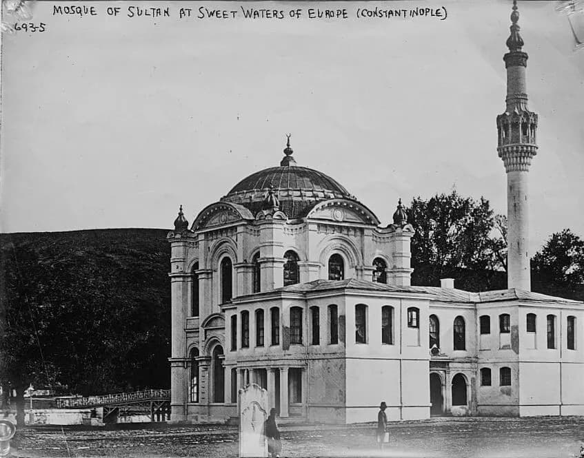 Sadabad Camii