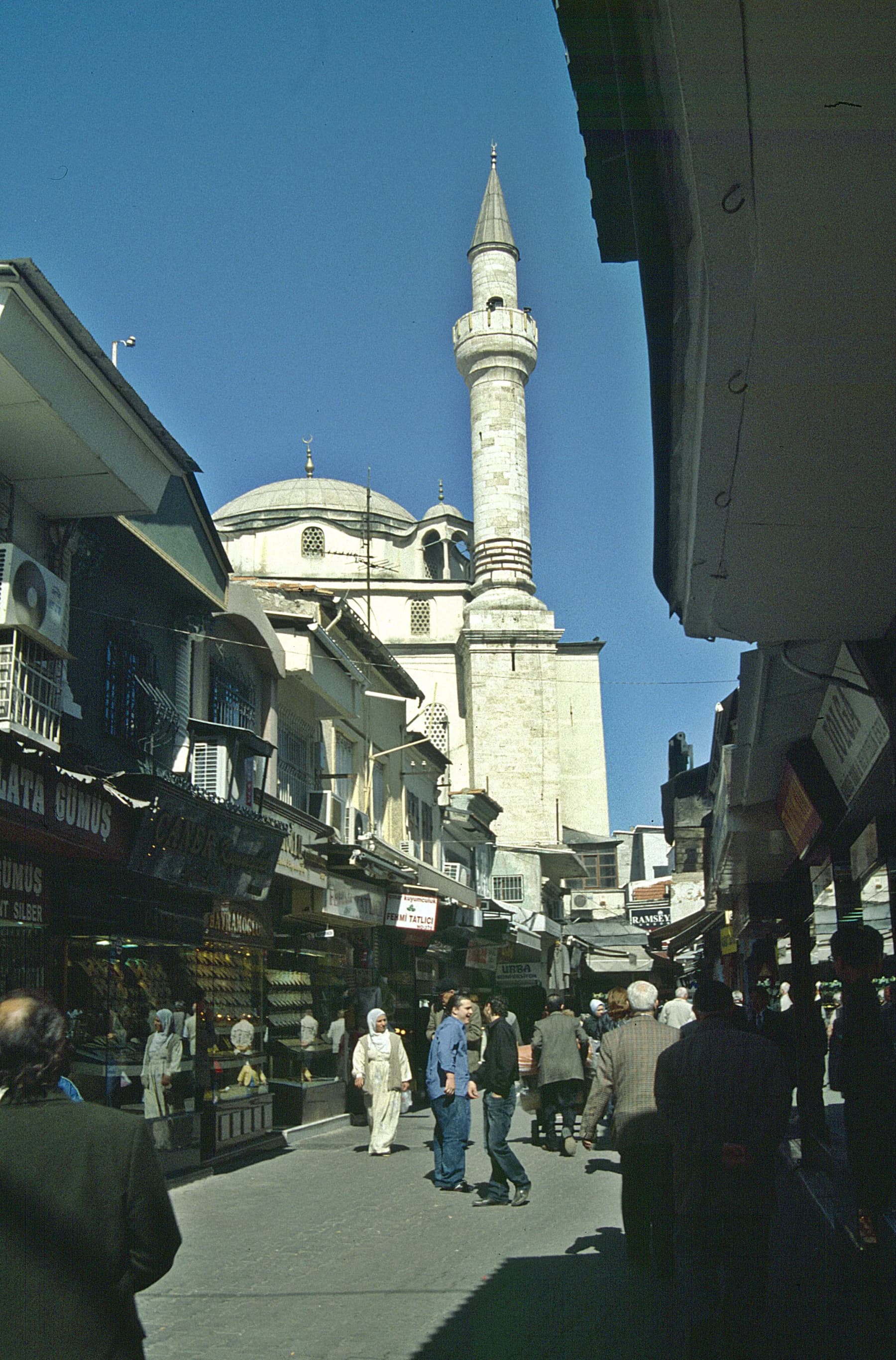 Şadırvanaltı Camii