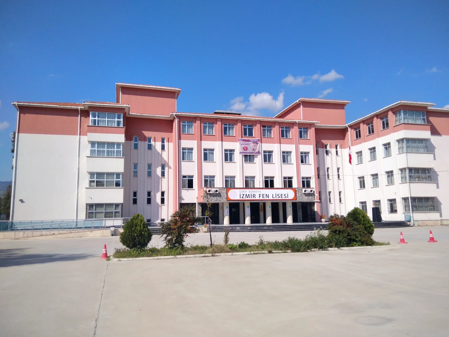 İzmir Fen Lisesi