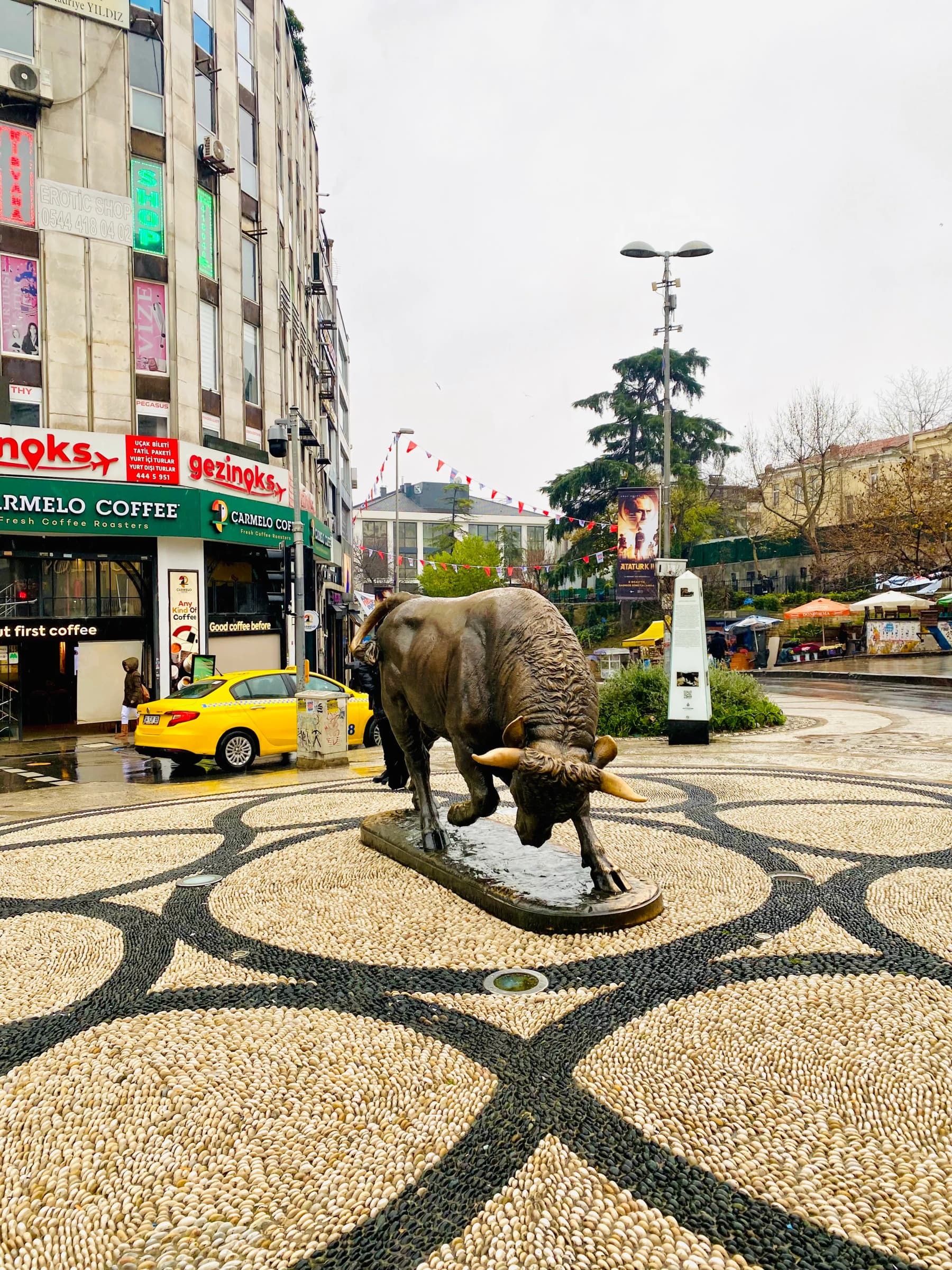 Kadıköy Boğa Heykeli