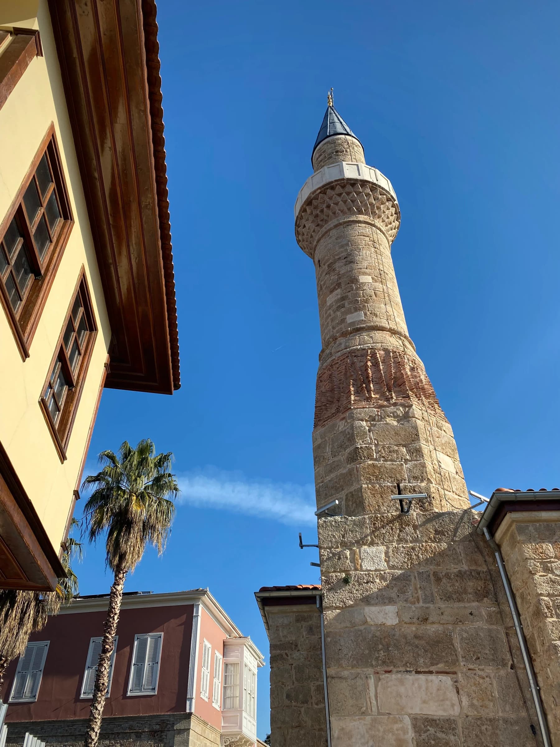 Kesik Minare Camii
