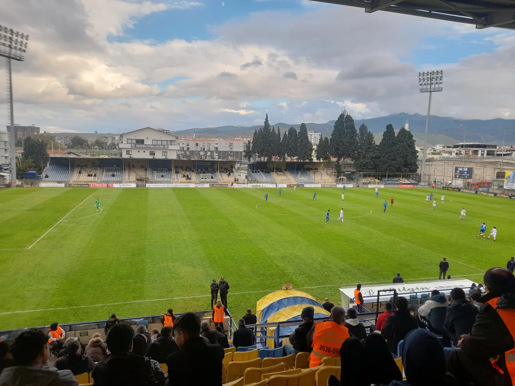Menemen İlçe Stadyumu
