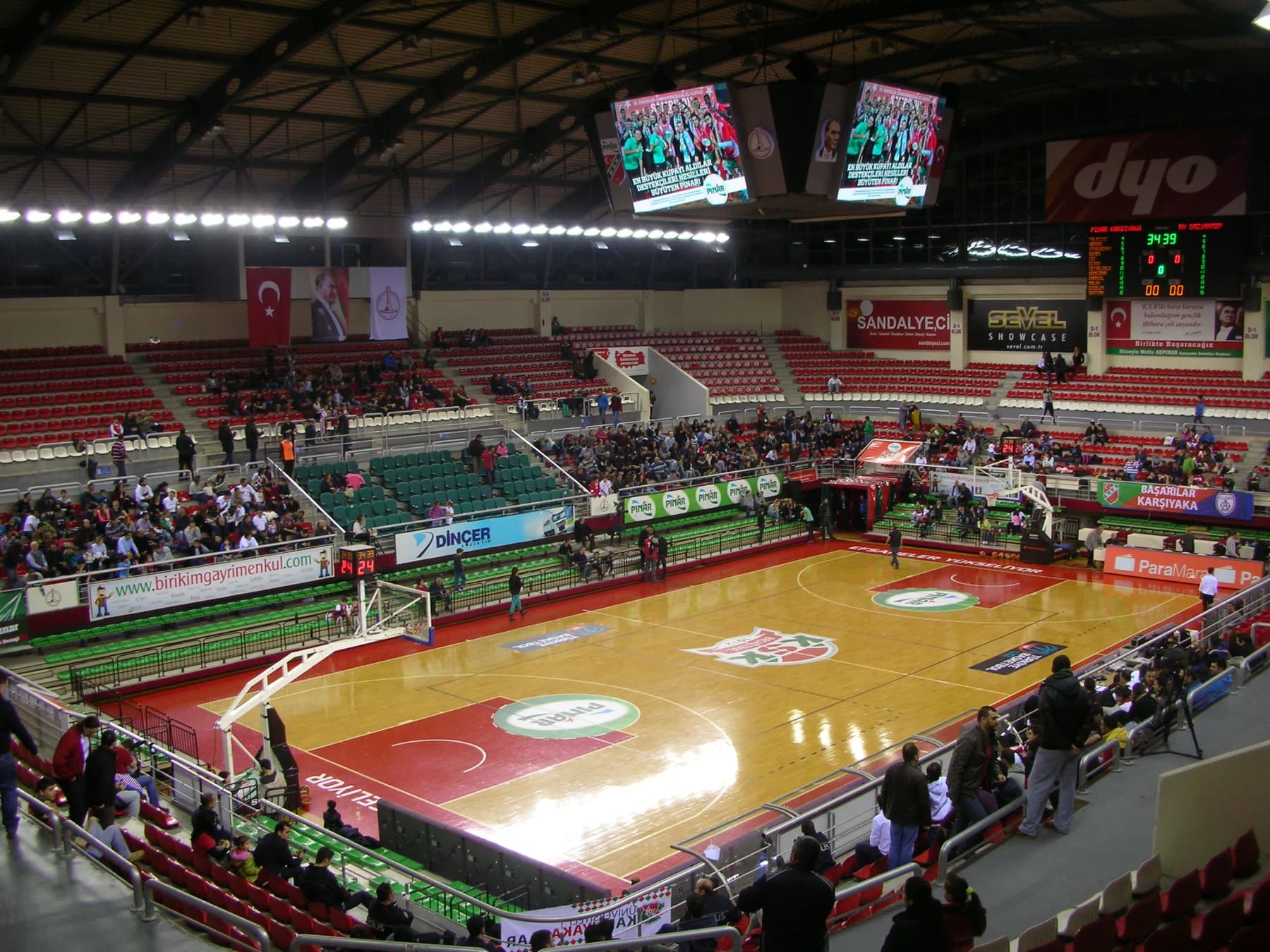 Mustafa Kemal Atatürk Karşıyaka Spor Salonu