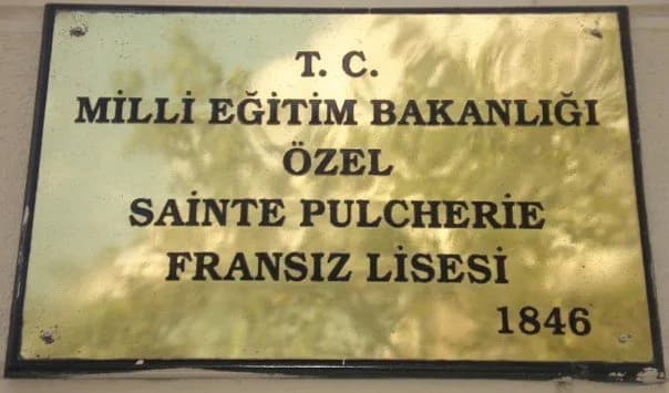 Özel Sainte Pulcherie Fransız Lisesi