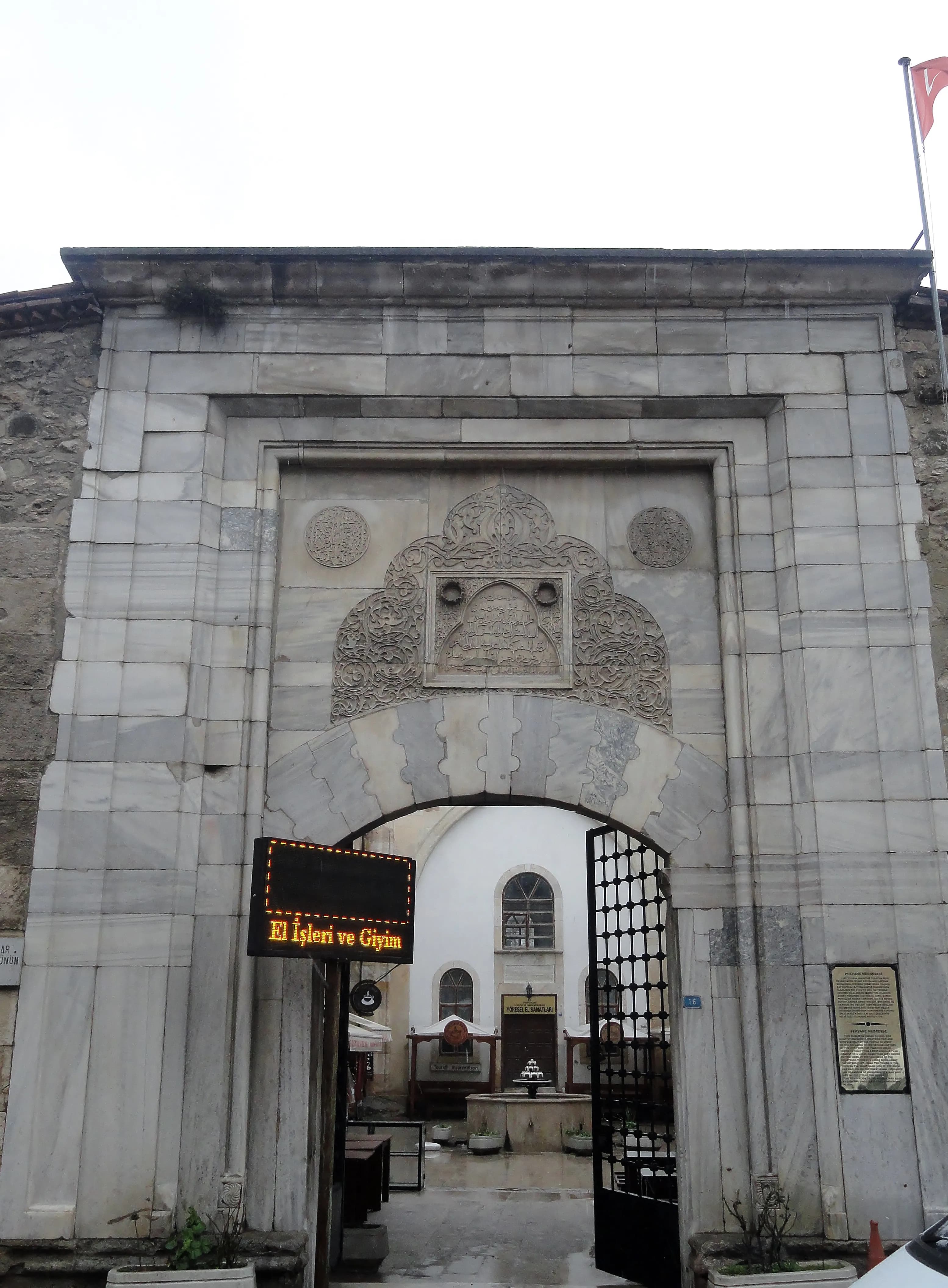 Pervane Medresesi