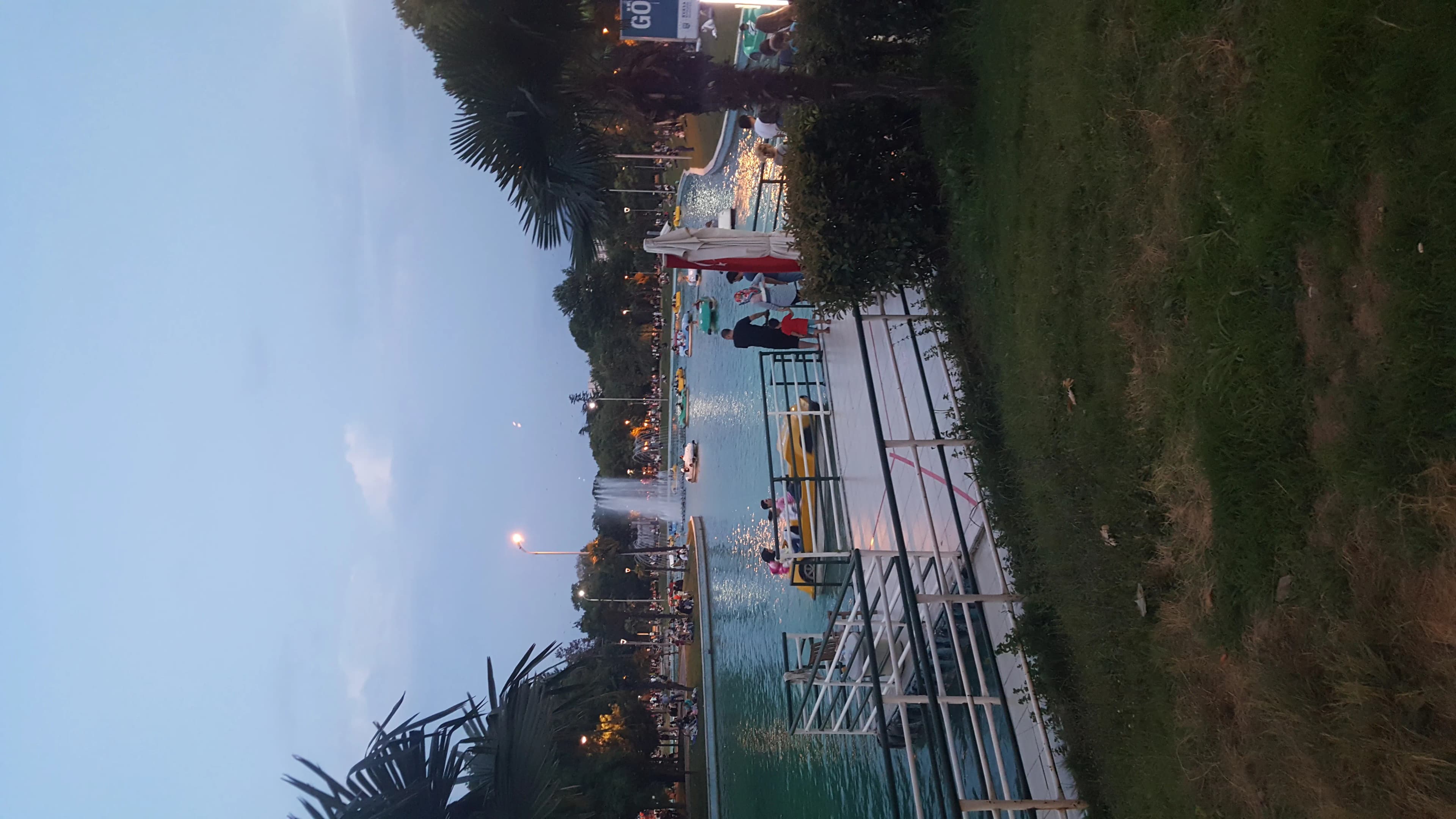 Reşat Oyal Kültür Parkı