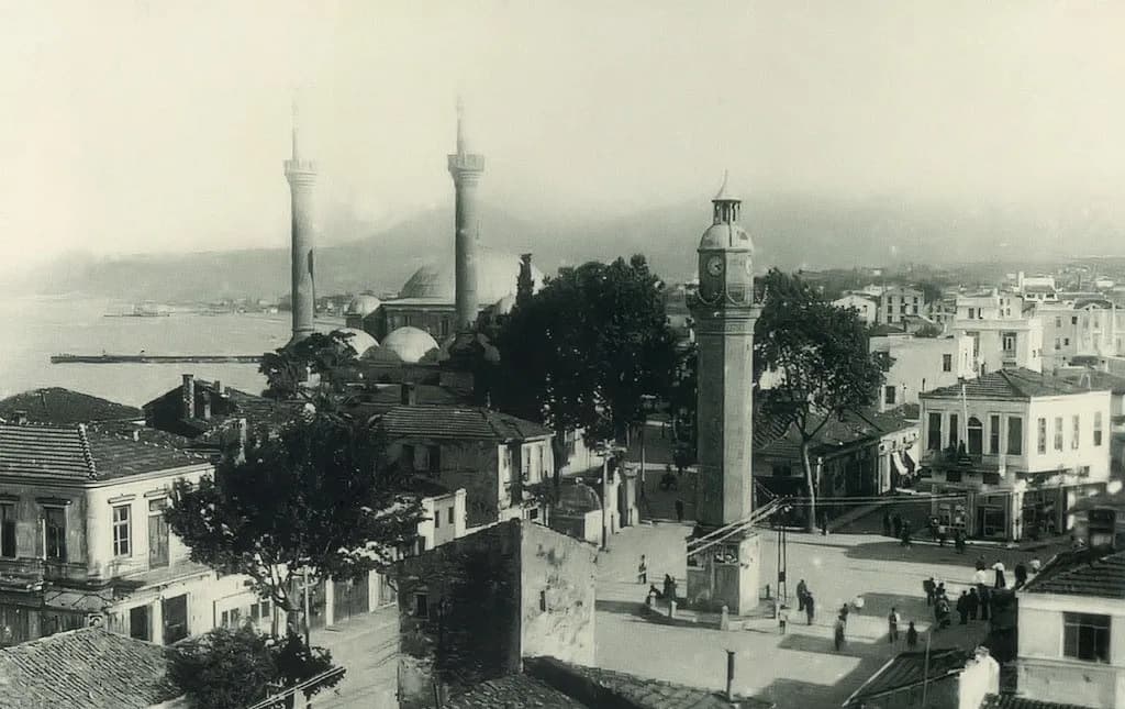 Saathane Meydanı