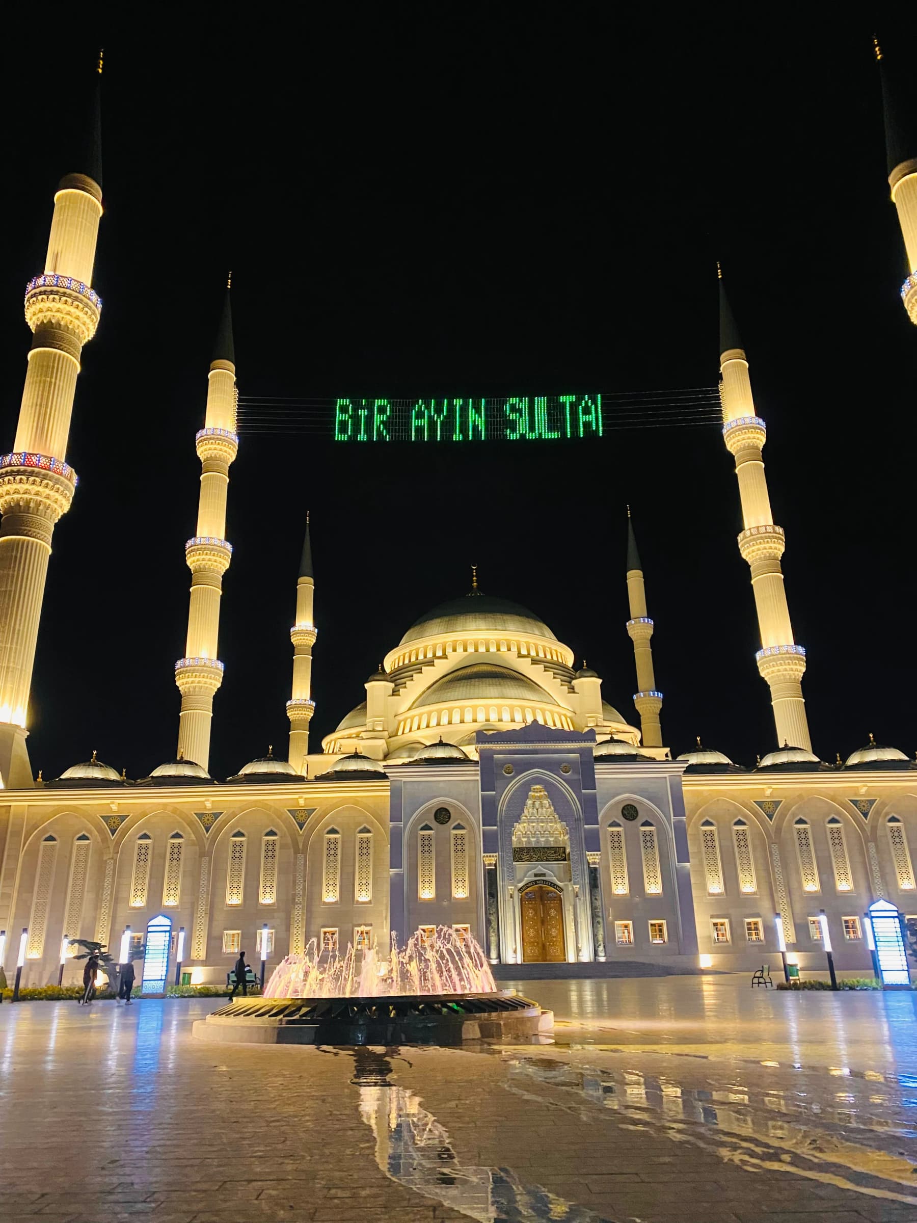 Şahinbey Millet Camii