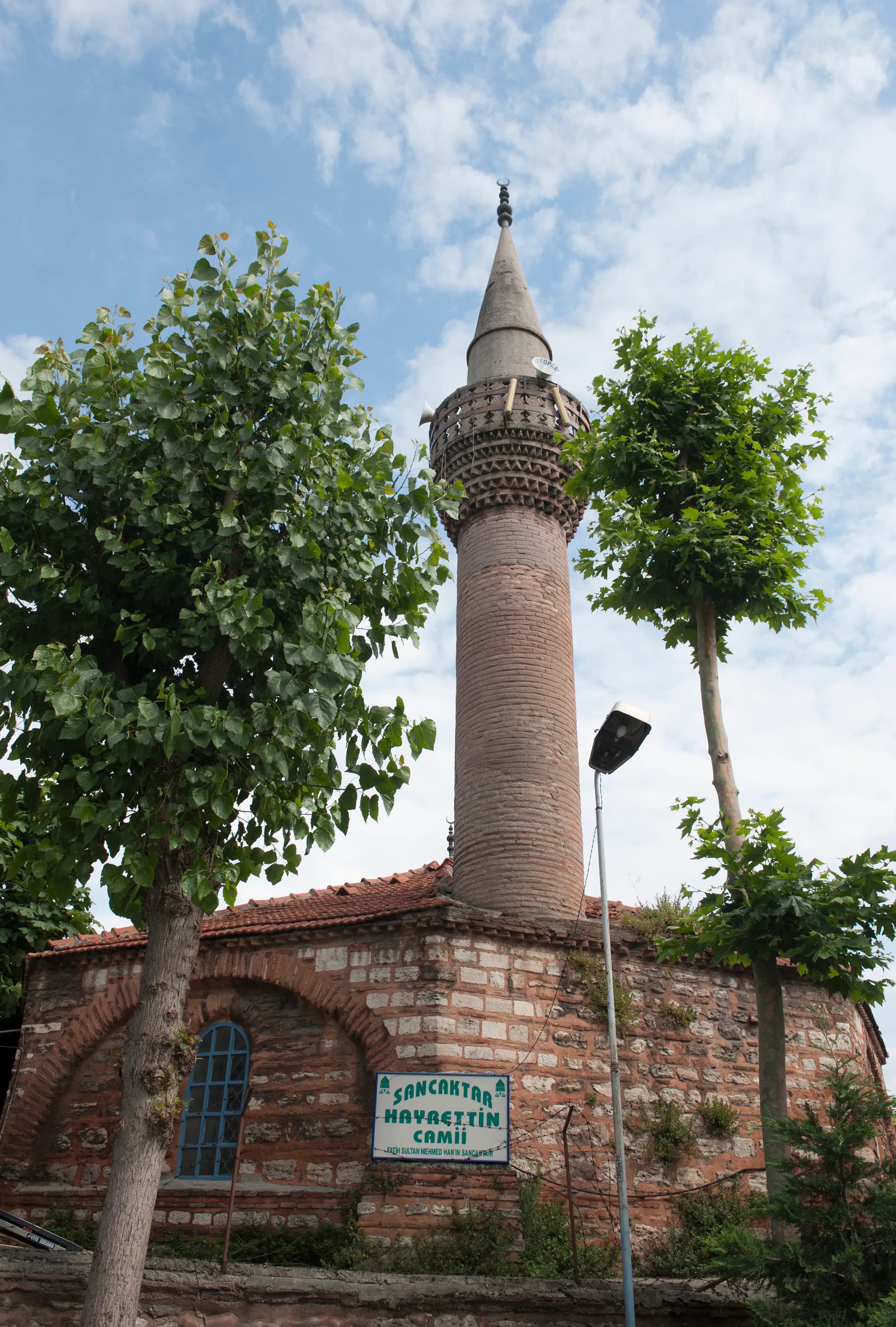 Sancaktar Hayrettin Camii
