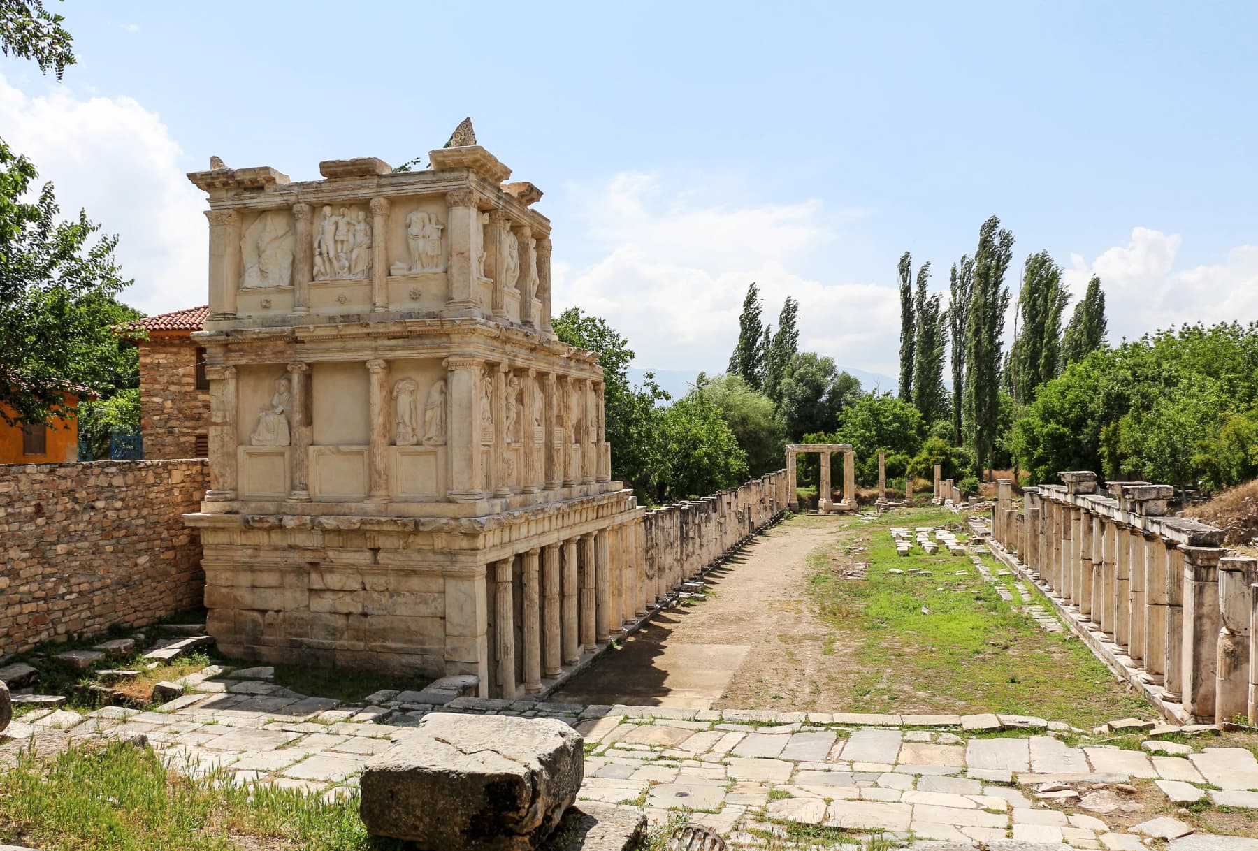 Sebasteion Kabartmaları
