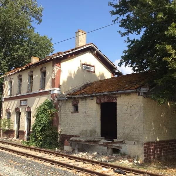 Seyitler Tren İstasyonu