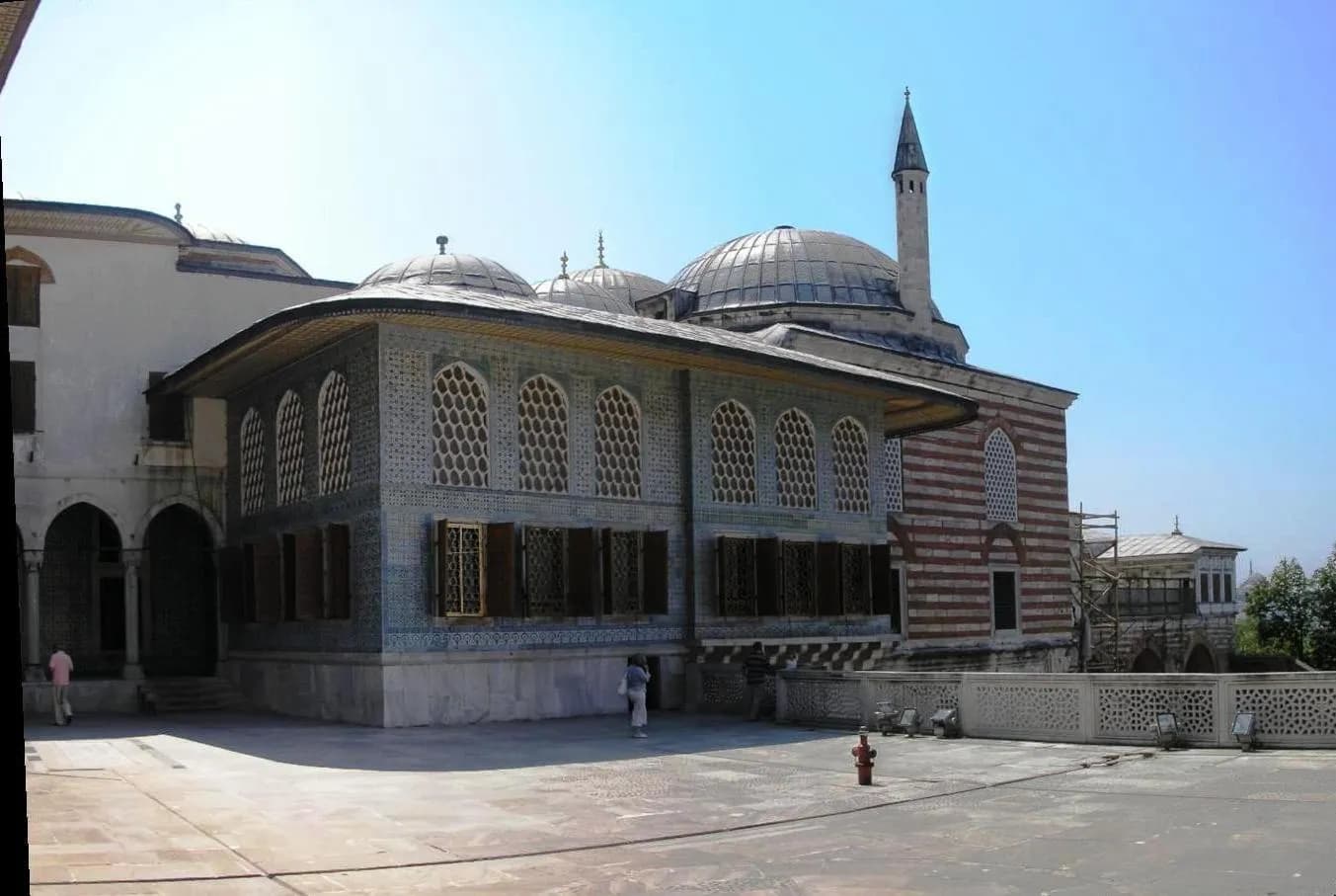 Topkapı Sarayı Çifte Kasırlar (Veliahd Dairesi)