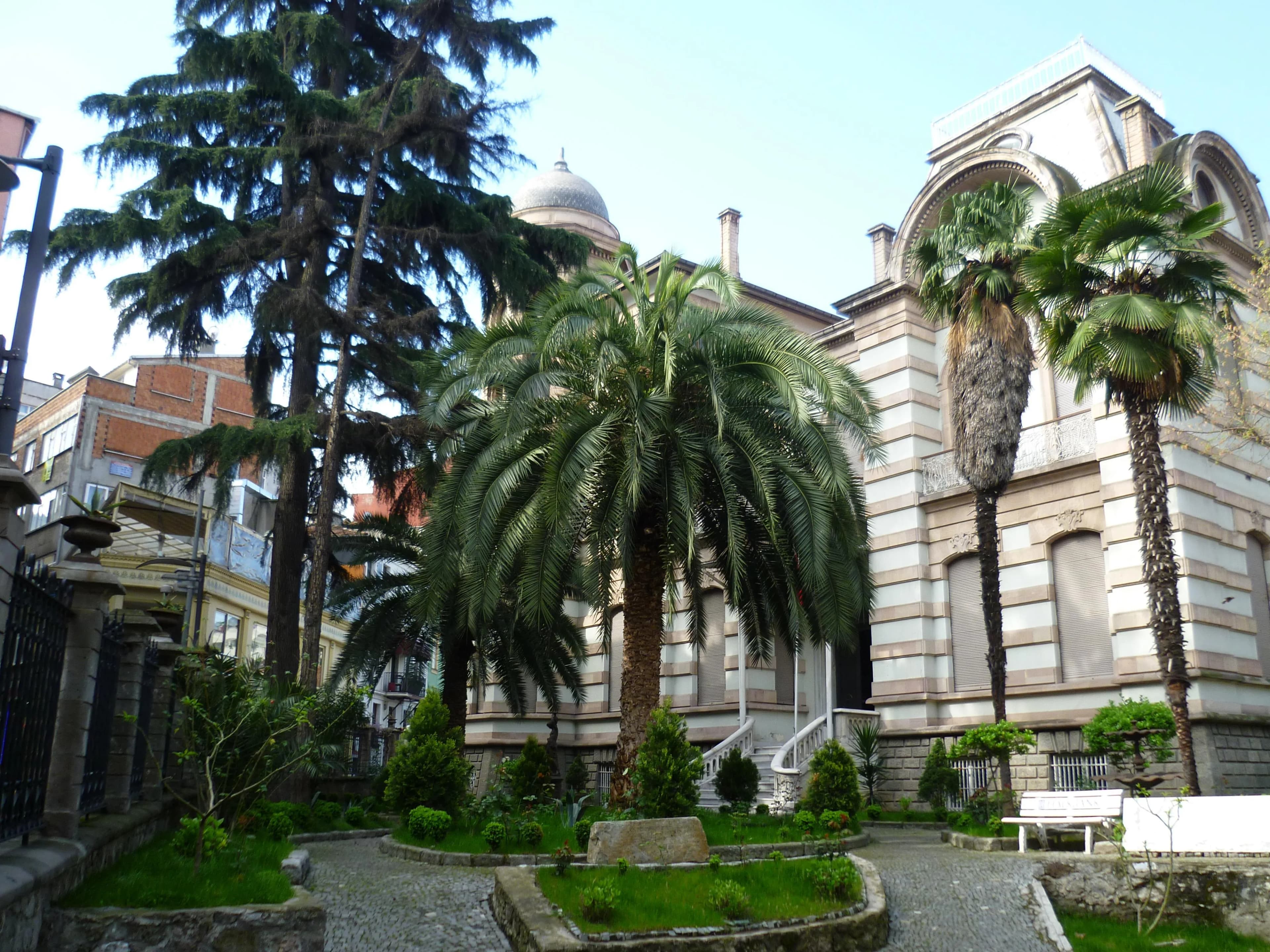 Trabzon Müzesi (Kostaki Konağı)