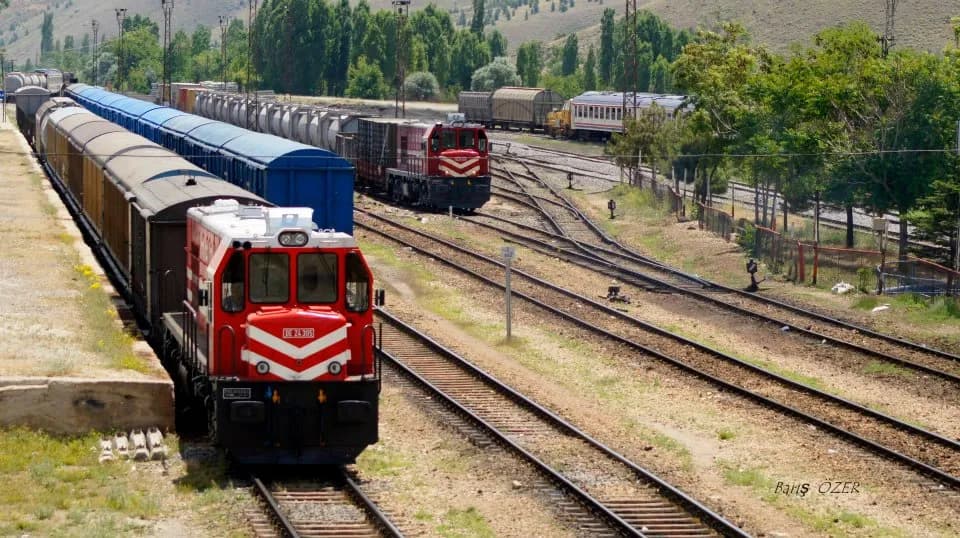 Ulukışla Tren İstasyonu