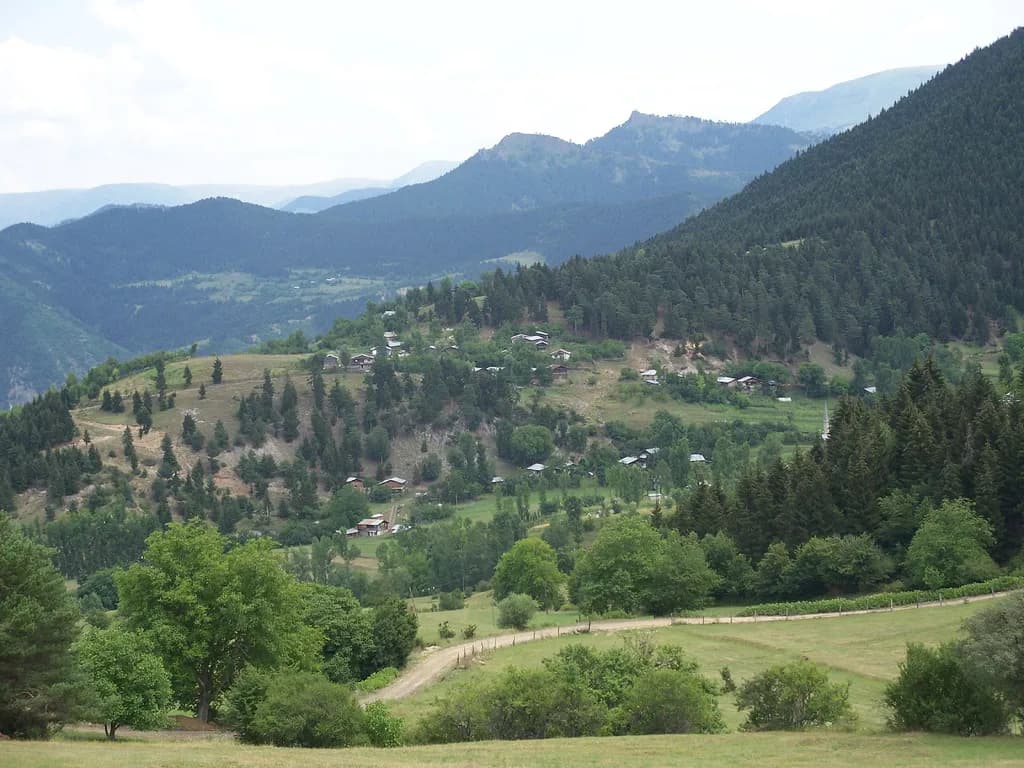 Yamaçlı Köyü (Morohozi)