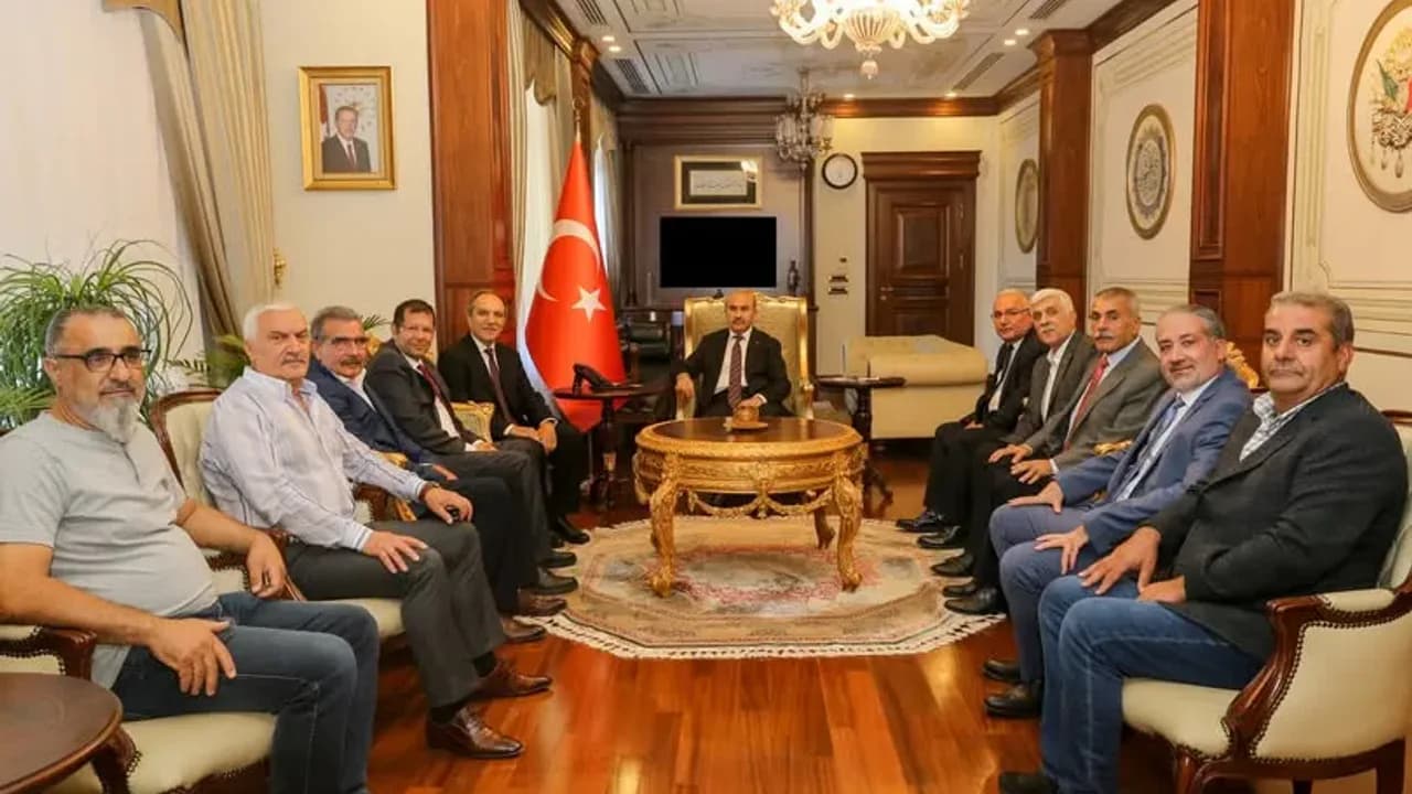 Bursa Malatya Darende Derneği'nden Vali Demirtaş'a Ziyaret