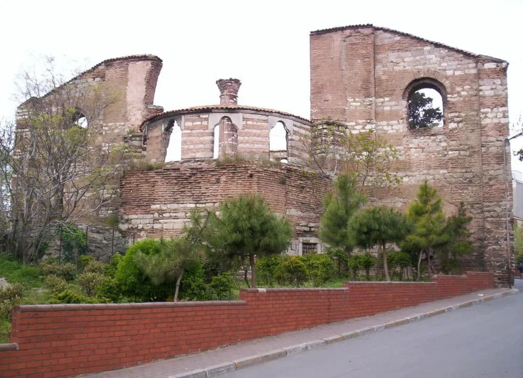 İmrahor İlyas Bey Camii (Studios Manastırı)