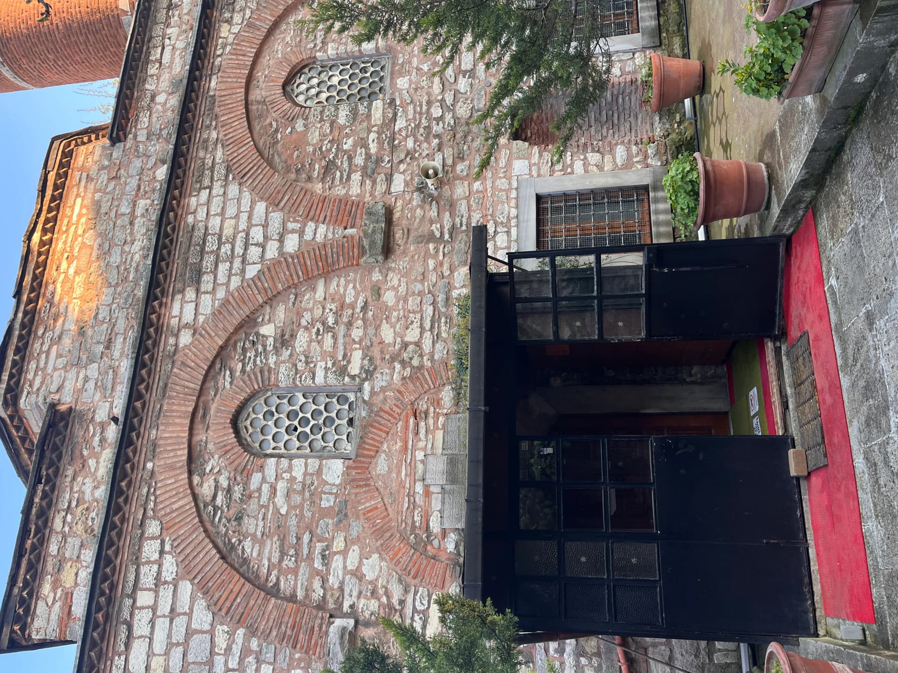 İshak Paşa Cami