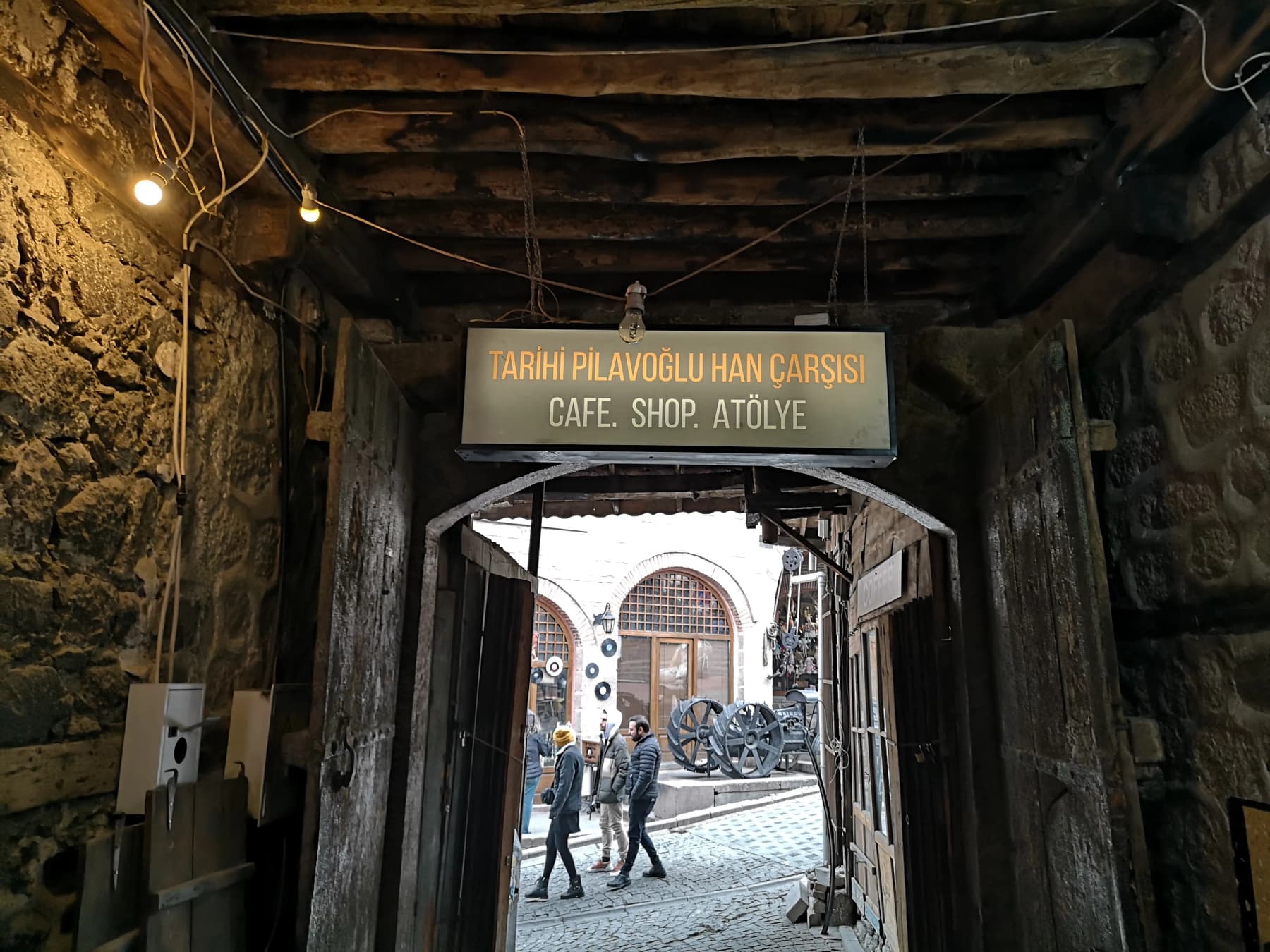 Pilavoğlu Hanı