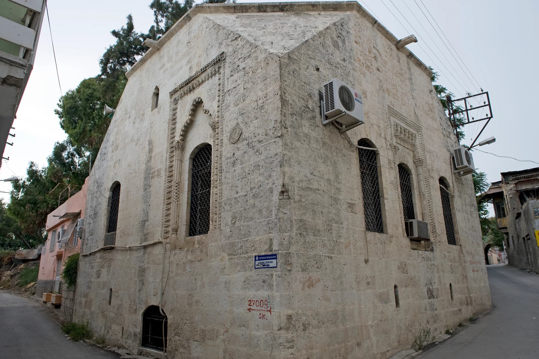 Yeşil Mescit (Gencezade es-Seyyid el-Hac Mahmud Bey Mescidi)