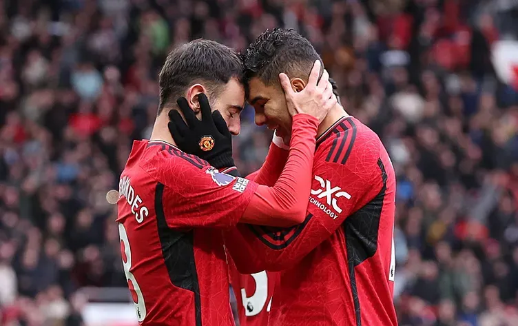3. Manchester United