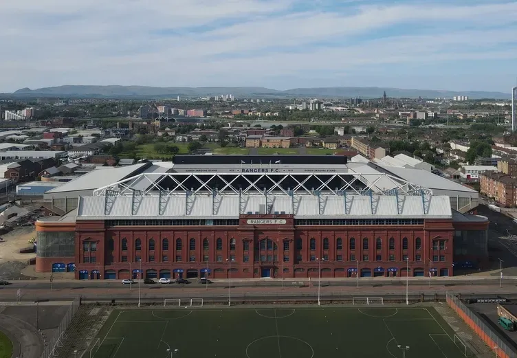 14. Ibrox Stadium – Rangers Kapasite: 50.817