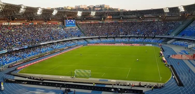 7. Diego Armando Maradona Stadyumu – Napoli Kapasite: 54.726