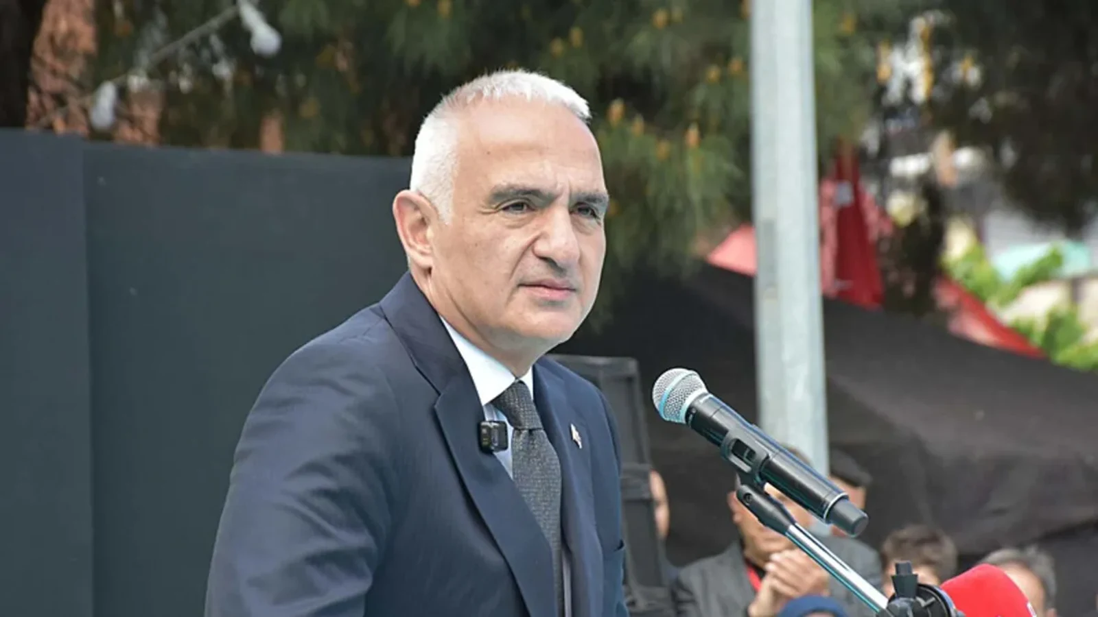 BAKAN ERSOY'DAN KURBAN BAYRAMI TATİLİ, F1 VE TURİZM AÇIKLAMASI