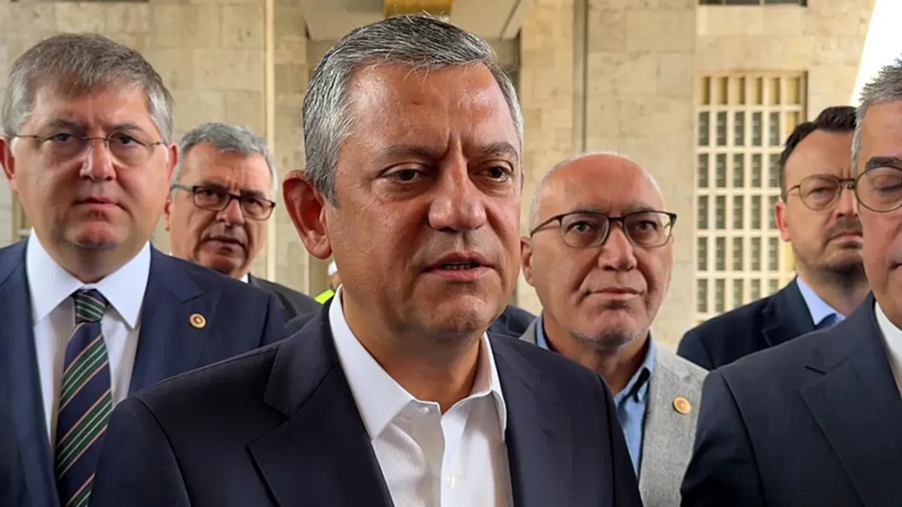 Politika konulu haberin kapak görseli