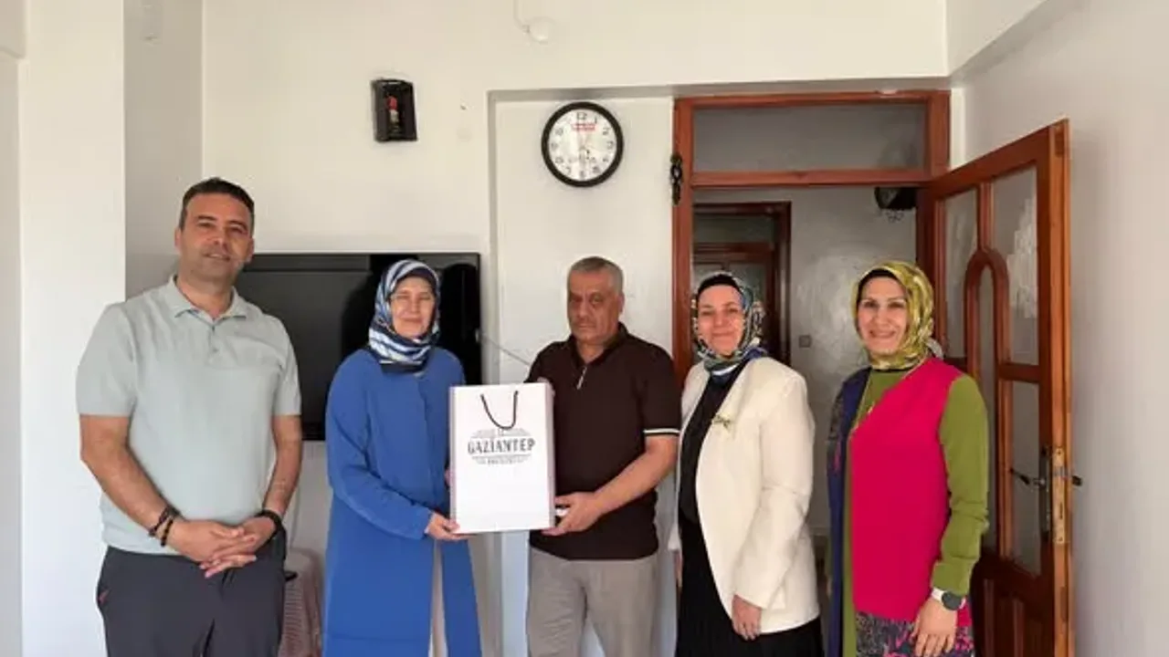 Gaziantep'te Babalar Günü Ziyareti Gerçekleştirildi