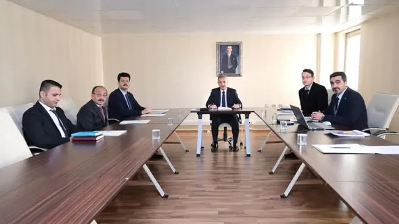 Vali Tuncay Akkoyun Mardin'de Kurum Ziyareti Yaptı