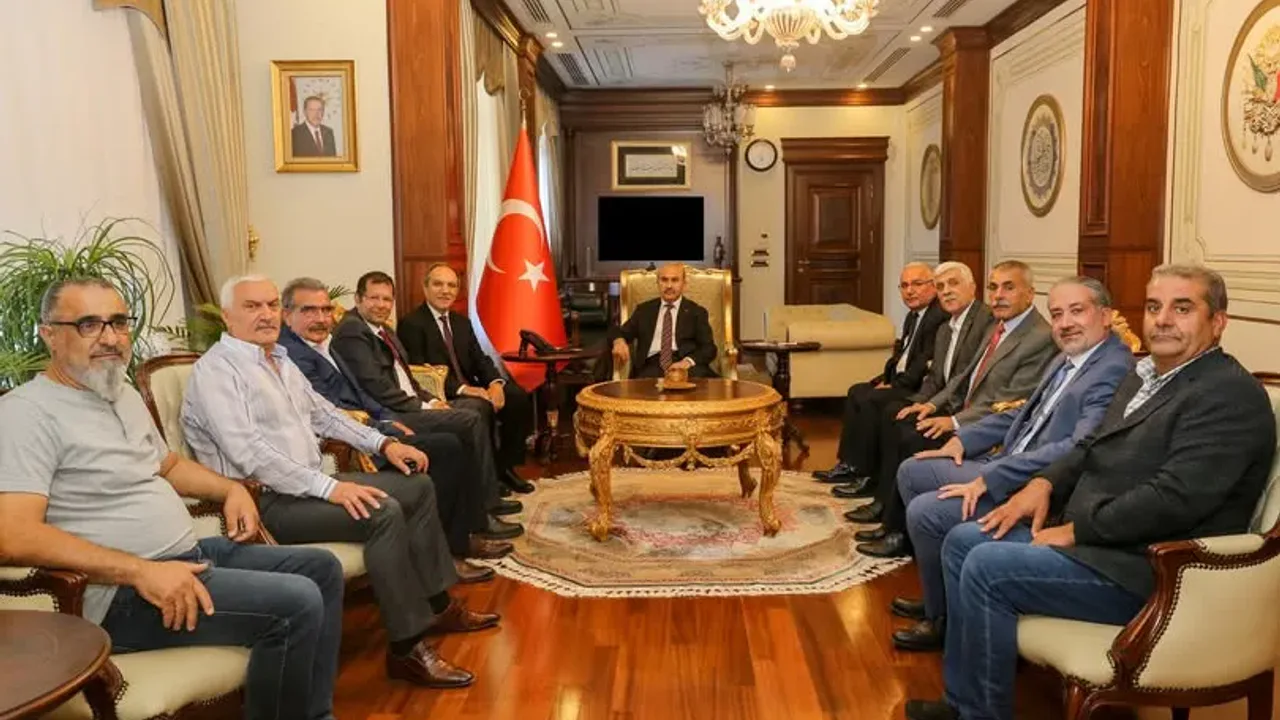 Bursa Malatya Darende Derneği'nden Vali Demirtaş'a Ziyaret