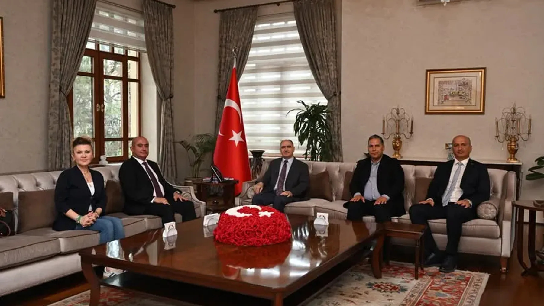 Manisa Valiliği konulu haberin kapak görseli